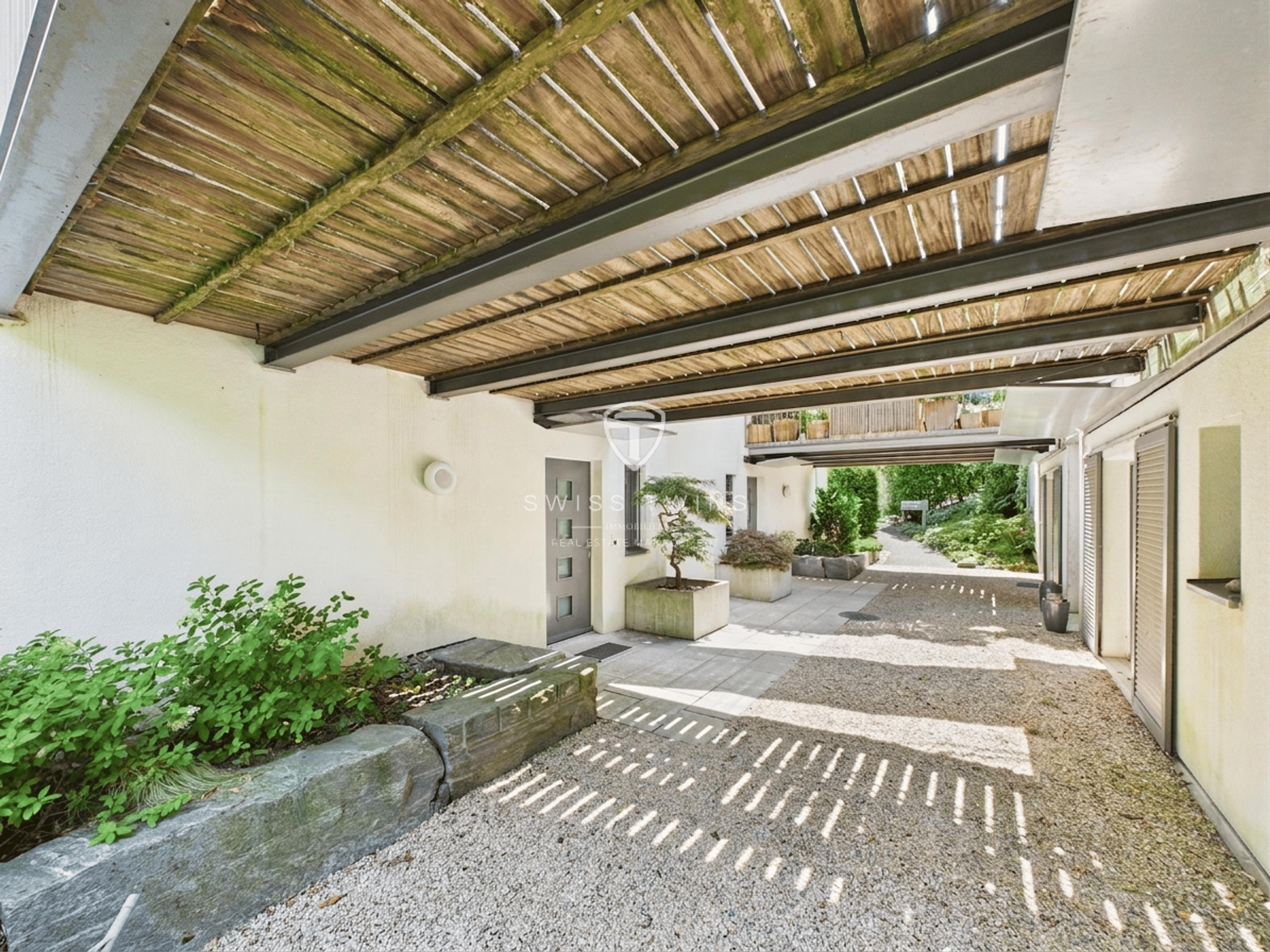 5.5-Zi. Reiheneckhaus mit Weitblick und Terrasse in Horgen - 2