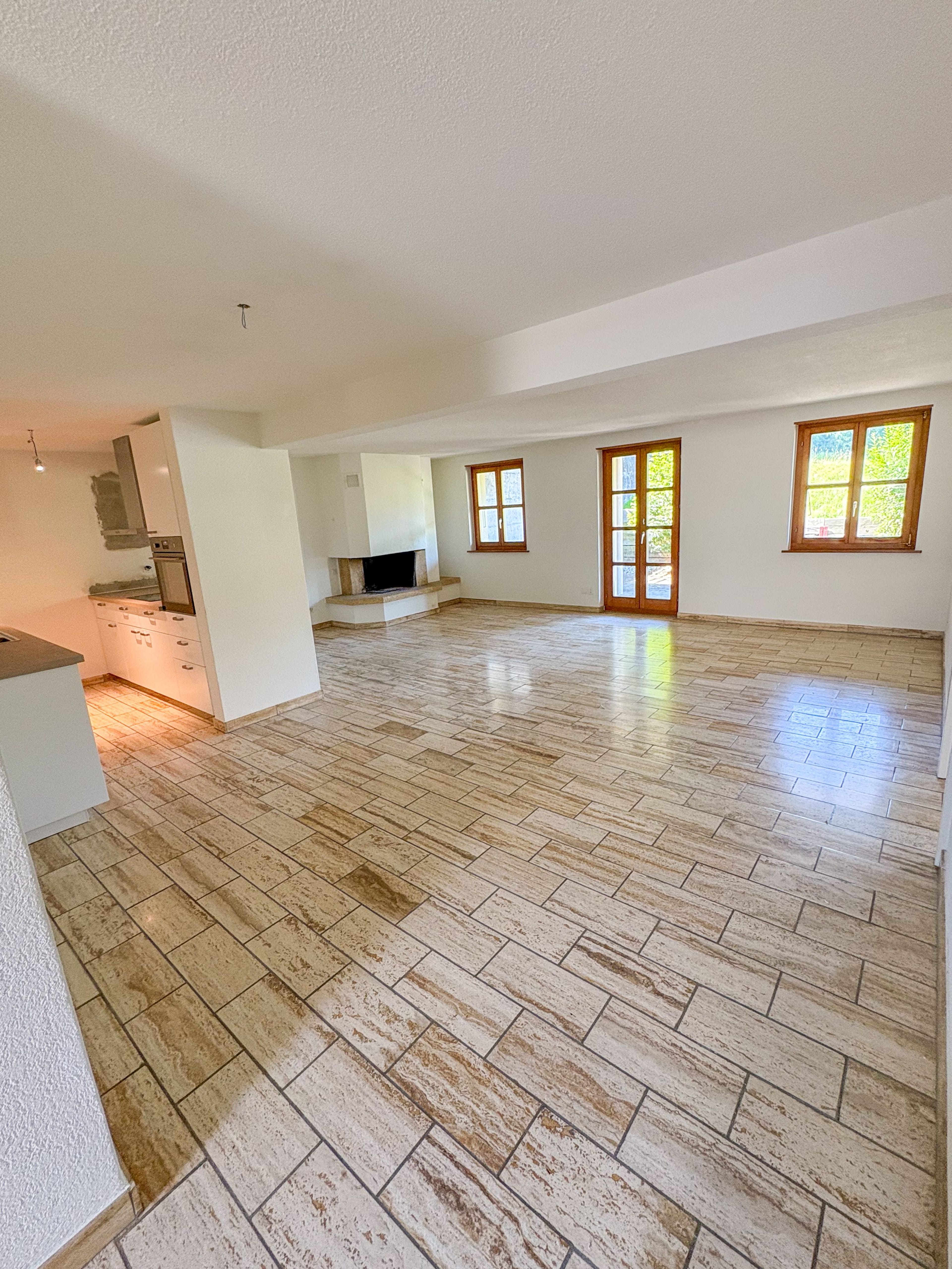 4-Zimmer-Gartenwohnung mit Cheminée in Büsserach mieten
