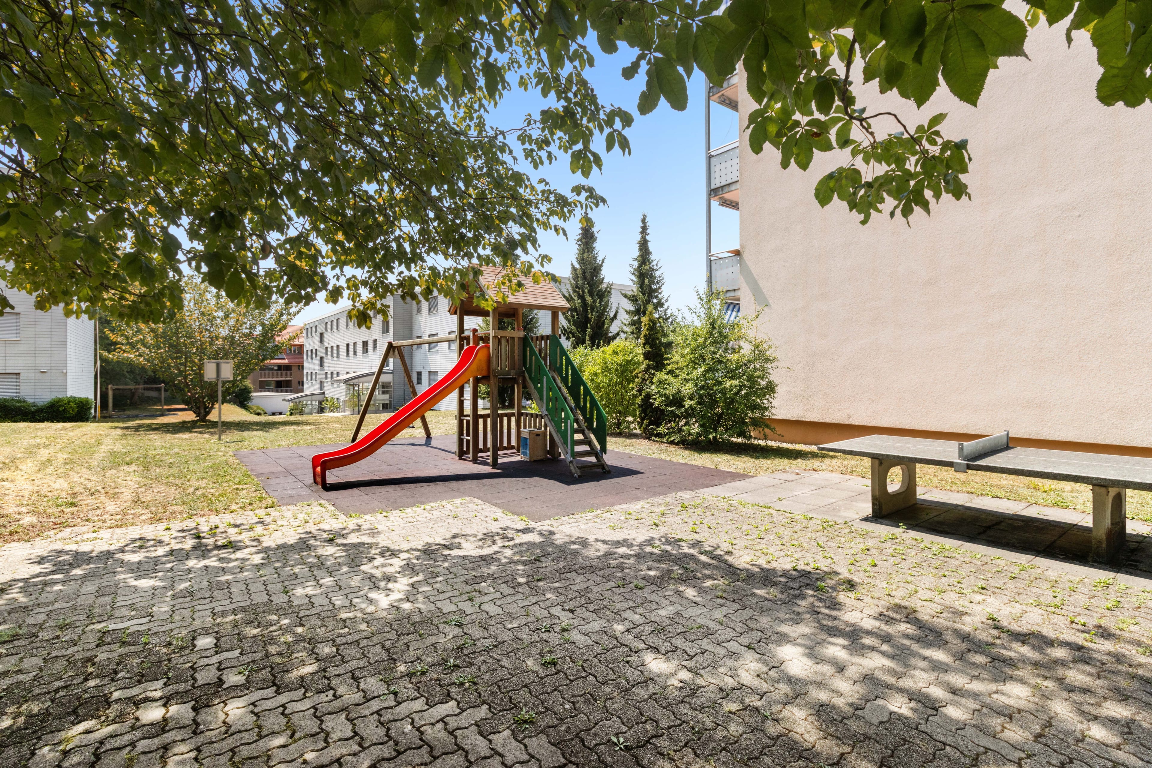 Helle 4.5-Zimmer-Wohnung mit Balkon in Beringen kaufen - 11