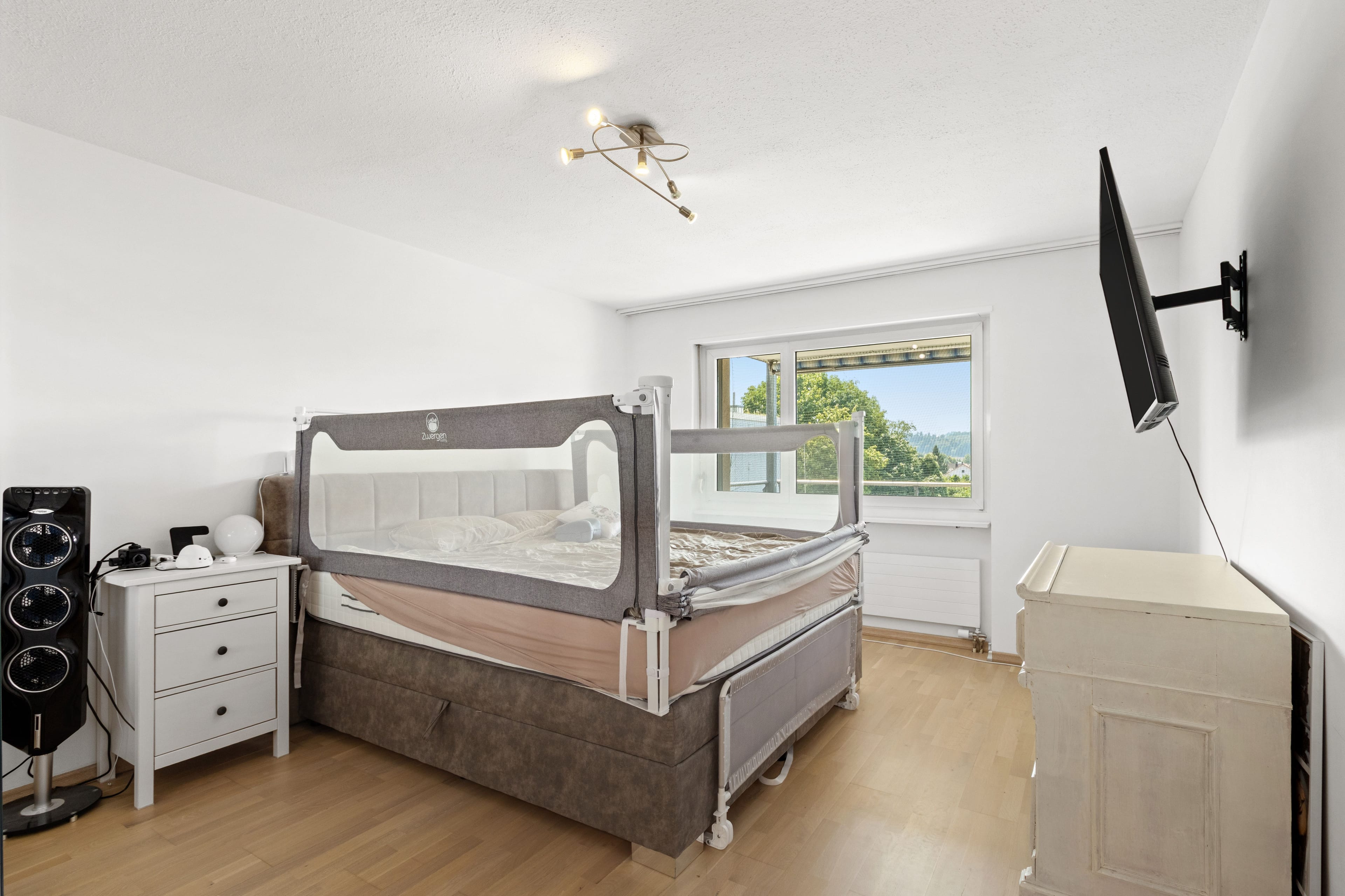 Helle 4.5-Zimmer-Wohnung mit Balkon in Beringen kaufen - 5