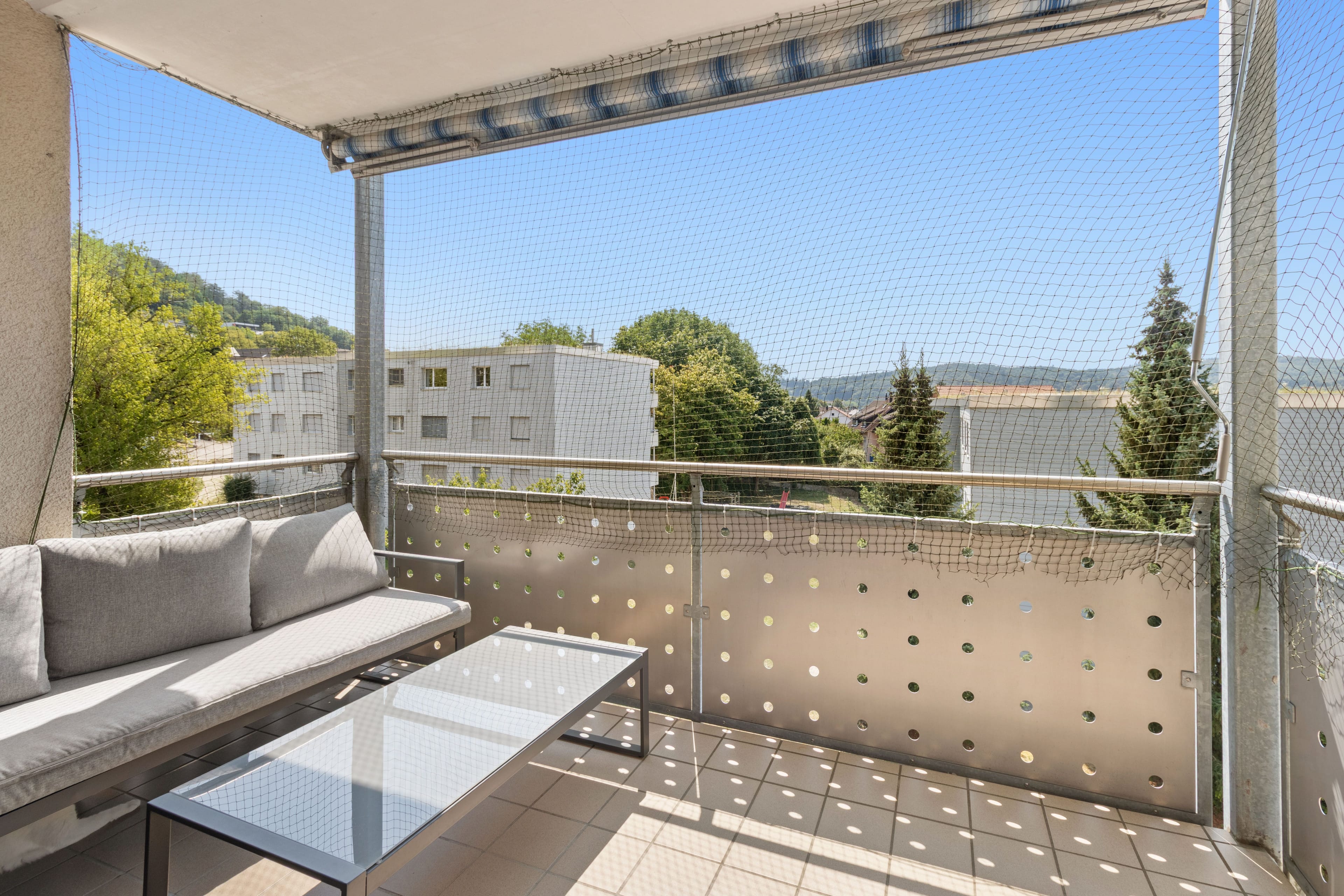 Helle 4.5-Zimmer-Wohnung mit Balkon in Beringen kaufen