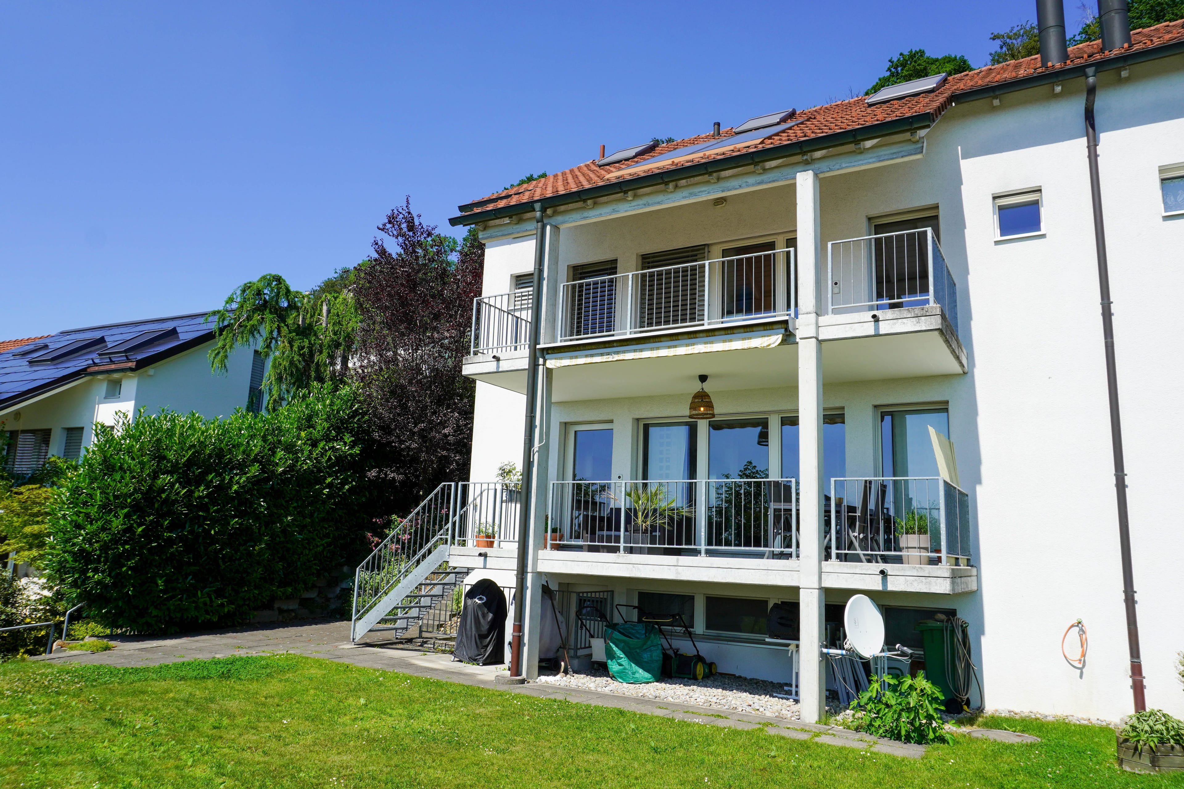 4½ Zimmer-Einfamilienhaus mit 2 Zimmer-Einliegerwohnung