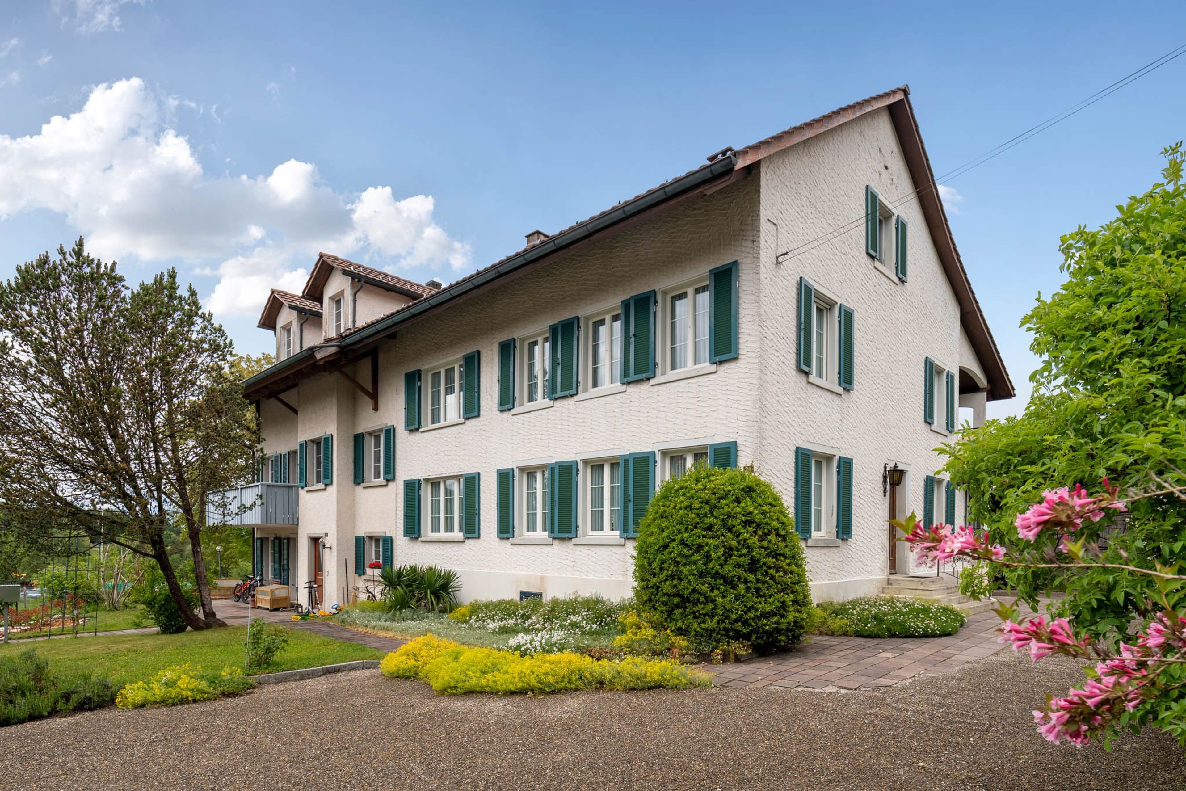 9-Zimmer-Doppeleinfamilienhaus in Wildberg kaufen - Dorfrandlage - 1