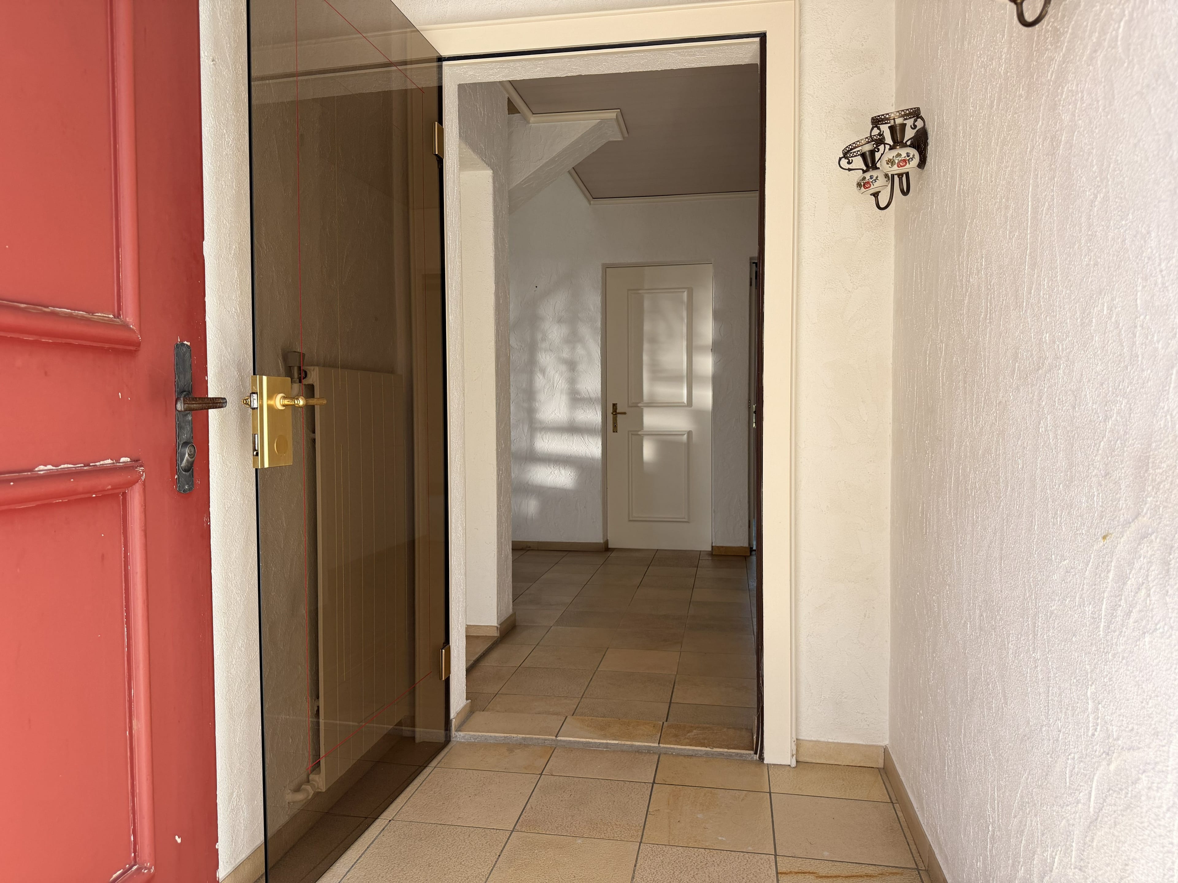 Ein Zuhause im Seeland – 5.5-Zimmer-Haus mit Garten, Atelier und Alpenblick in Müntschemier - 5