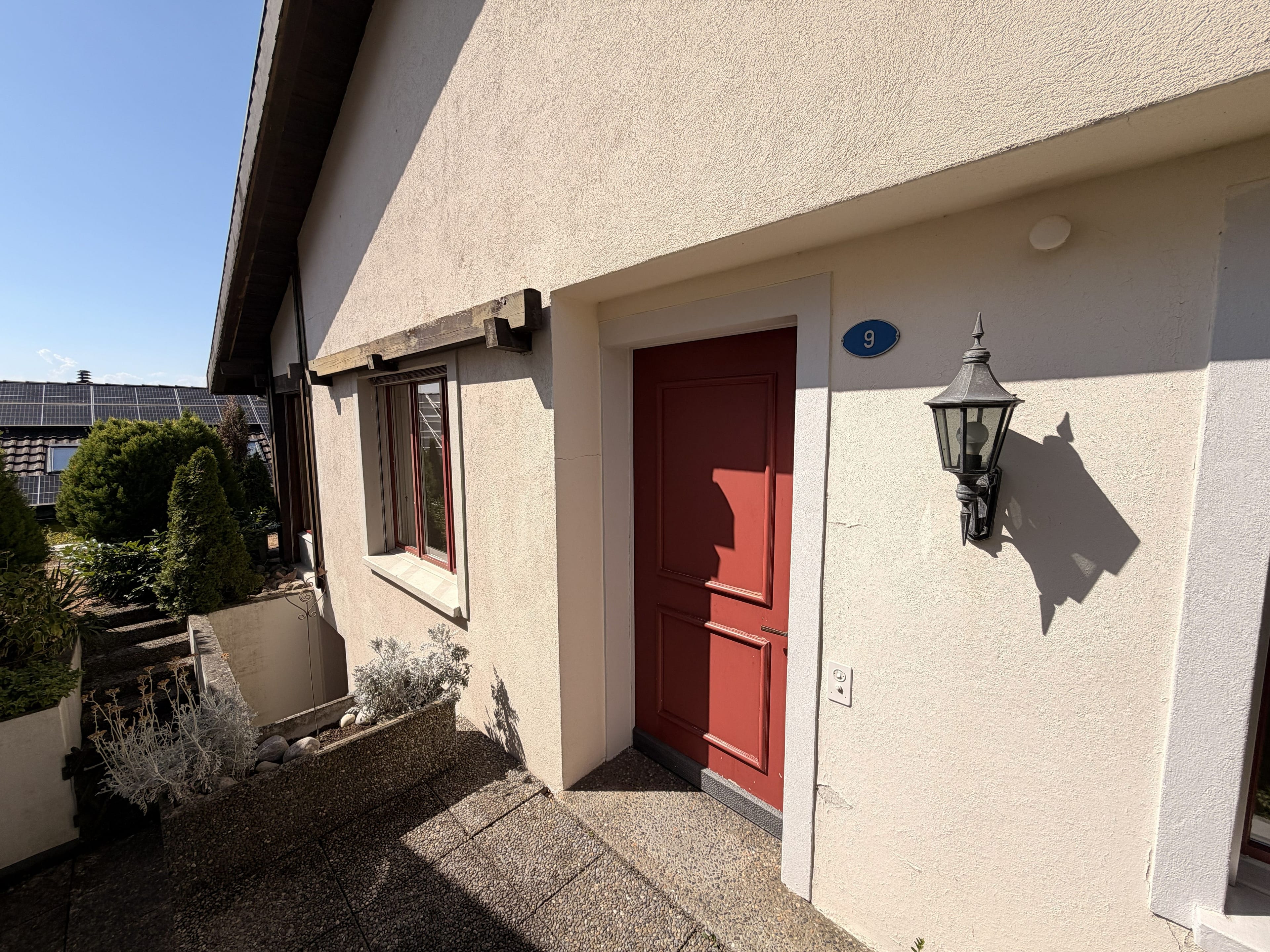 Ein Zuhause im Seeland – 5.5-Zimmer-Haus mit Garten, Atelier und Alpenblick in Müntschemier - 4