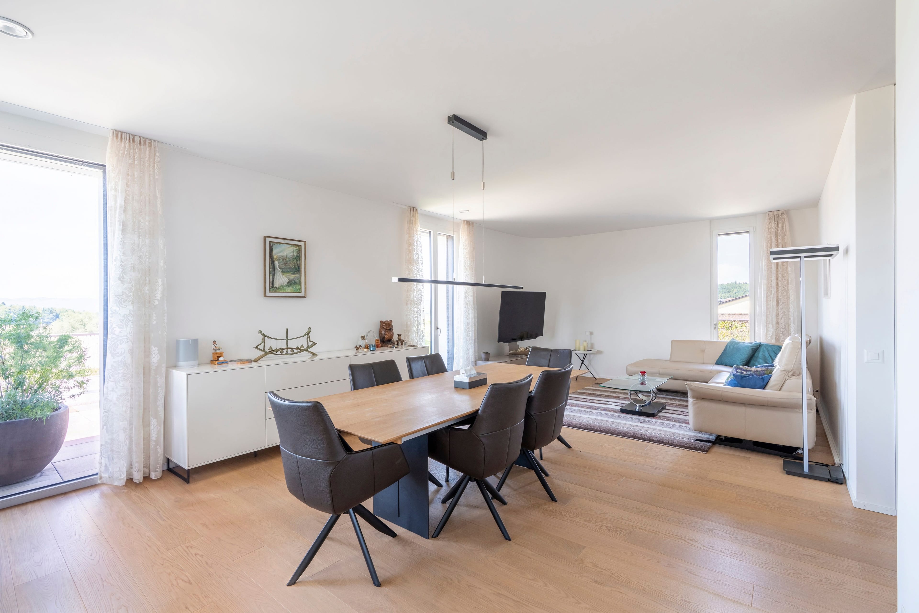 Grosszügige 4.5-Zimmer-Attikawohnung mit Gartenoase und Weitblick - 5