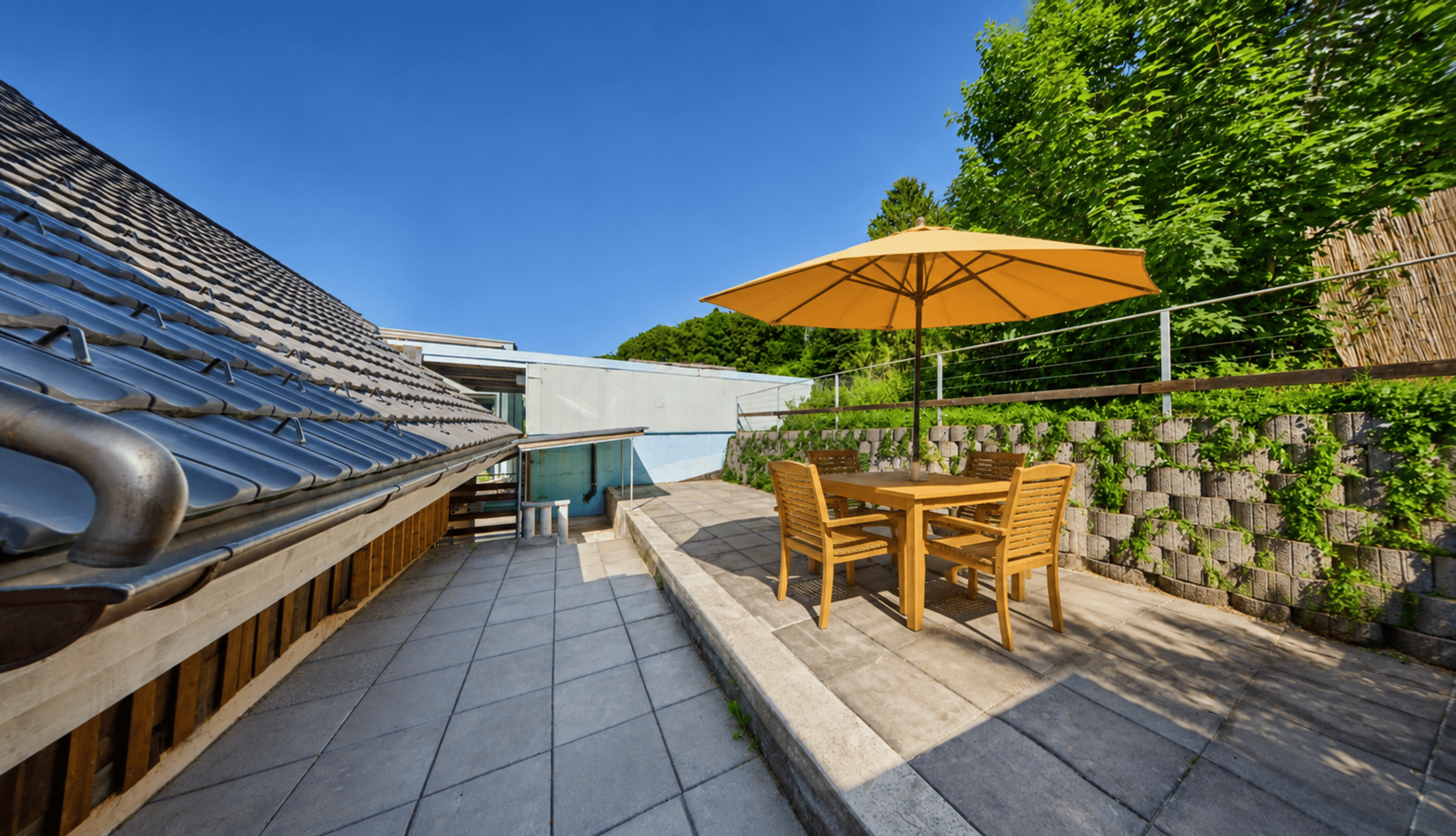2 Häuser mit 8-Zimmer und grosser Terrasse in Kollbrunn zu verkaufen - 11