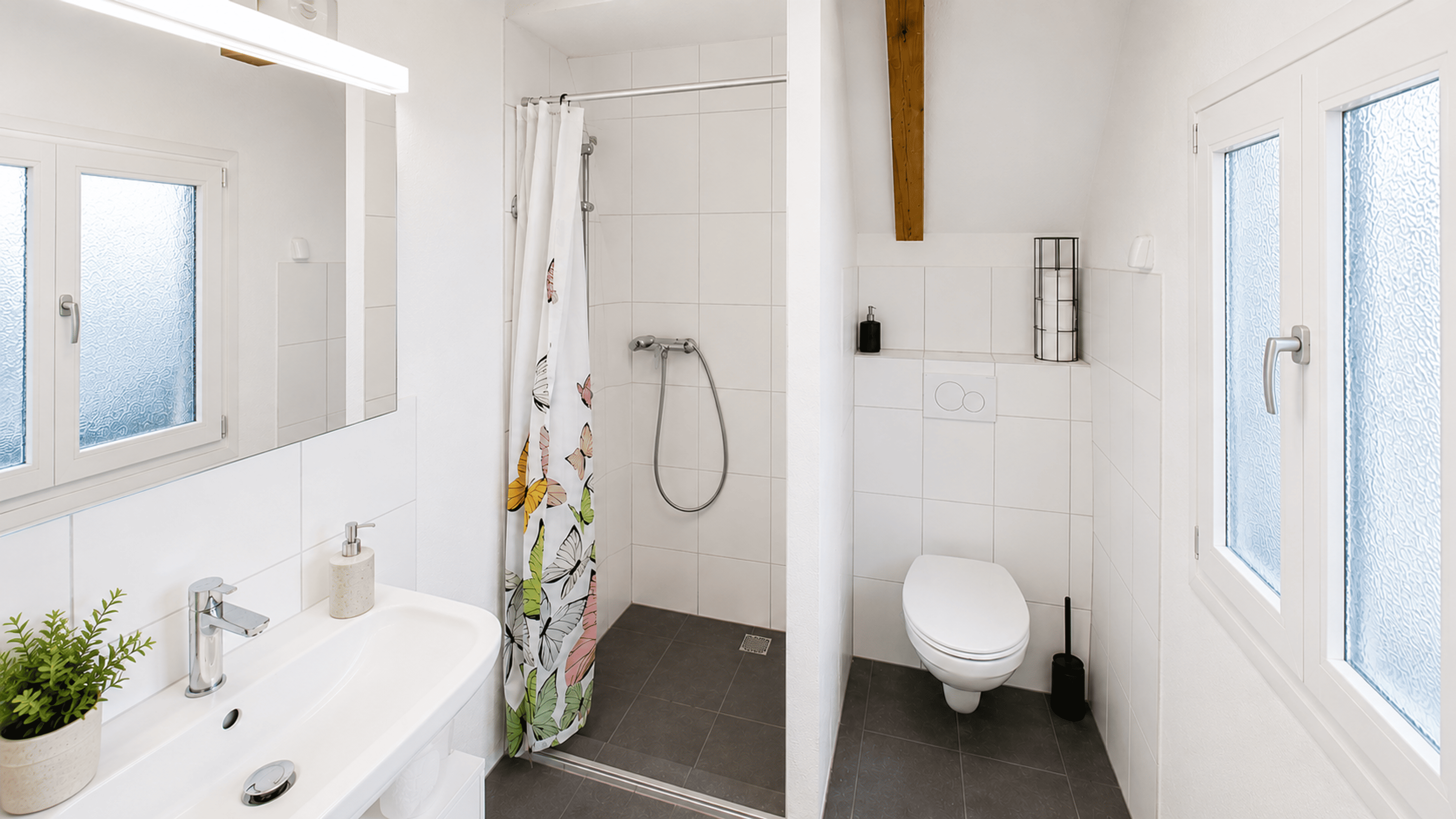 2 Häuser mit 8-Zimmer und grosser Terrasse in Kollbrunn zu verkaufen - 12