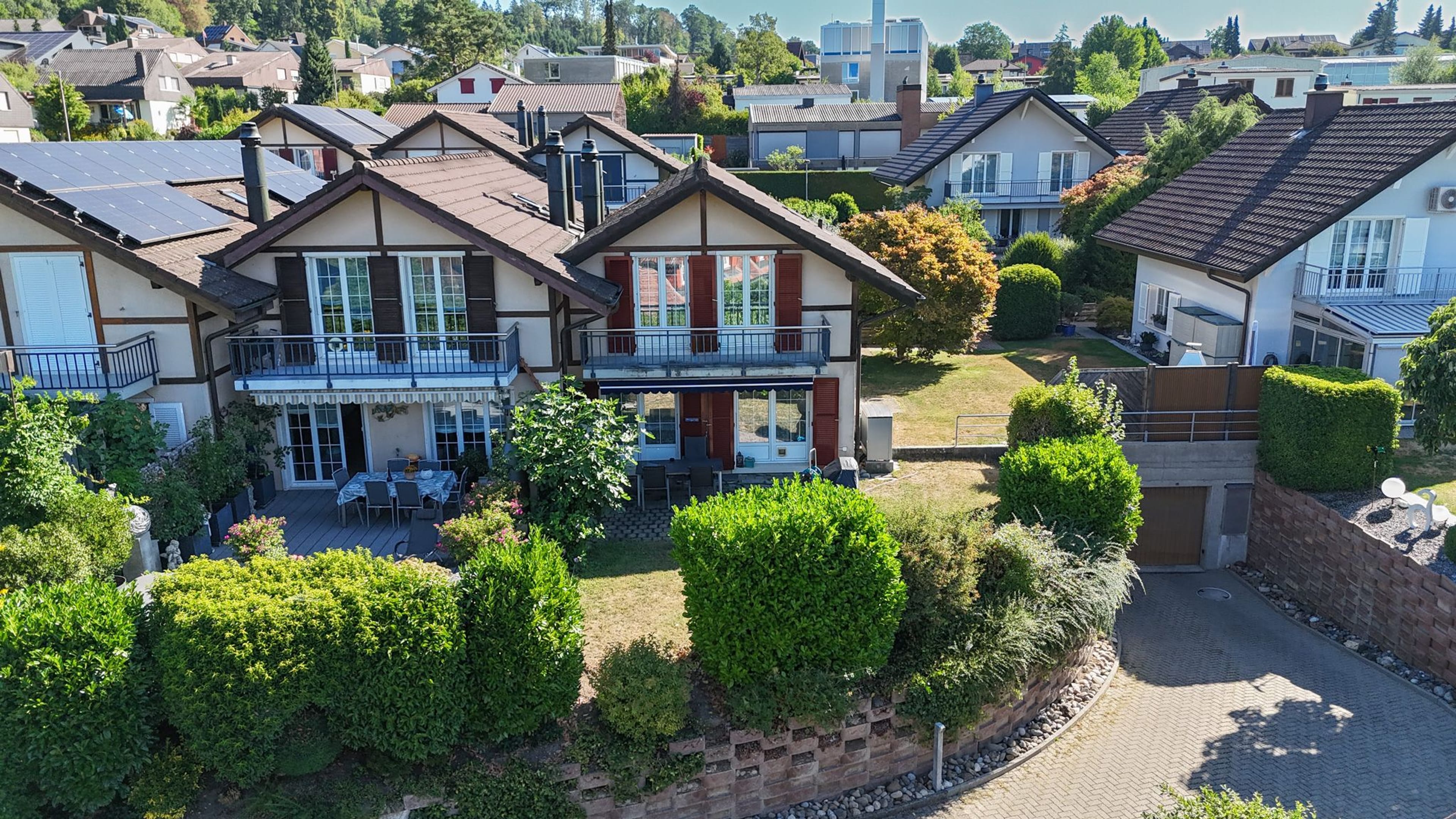 Ein Zuhause zum Ankommen: Gepflegtes Reiheneckhaus mit Garten und Wohlfühlambiente - 1