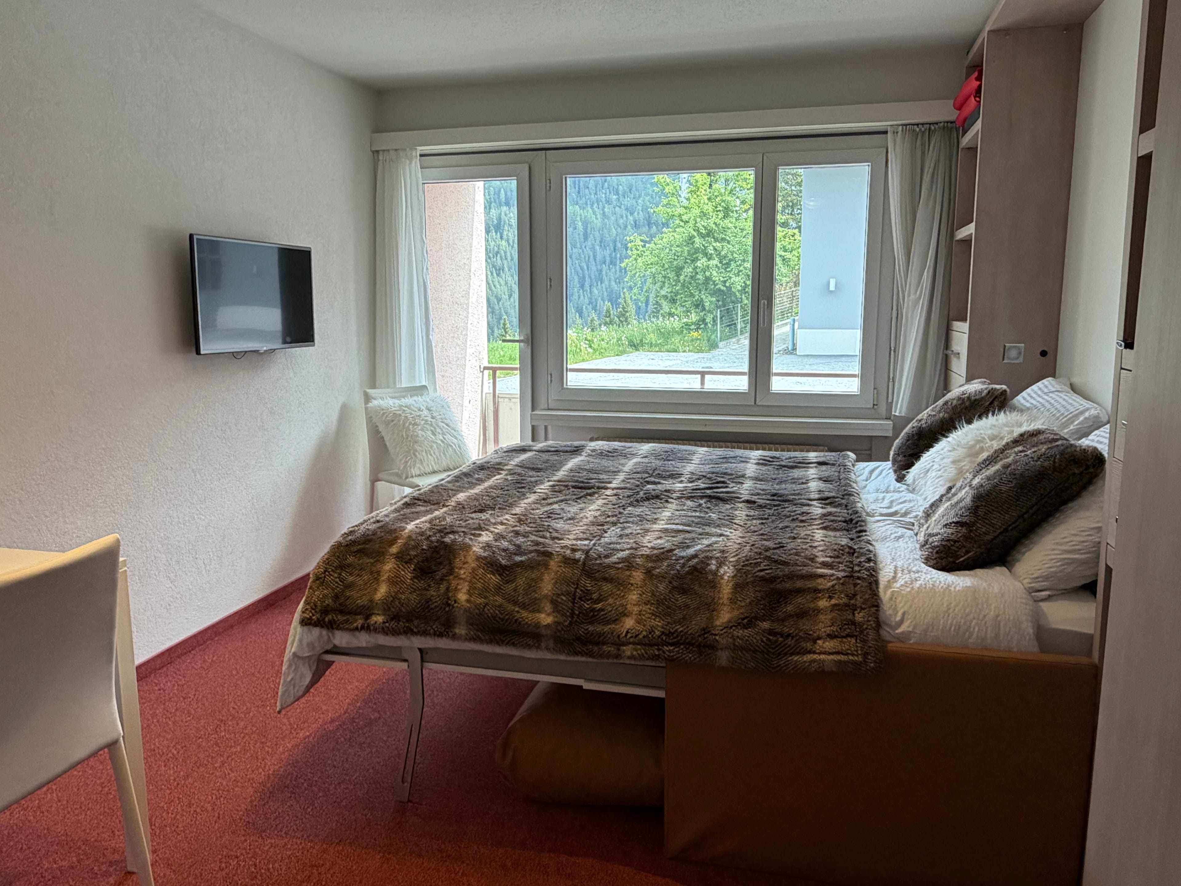 4-Zimmer-Studiopaket mit Balkon und Bergsicht in Arosa - Bild 3