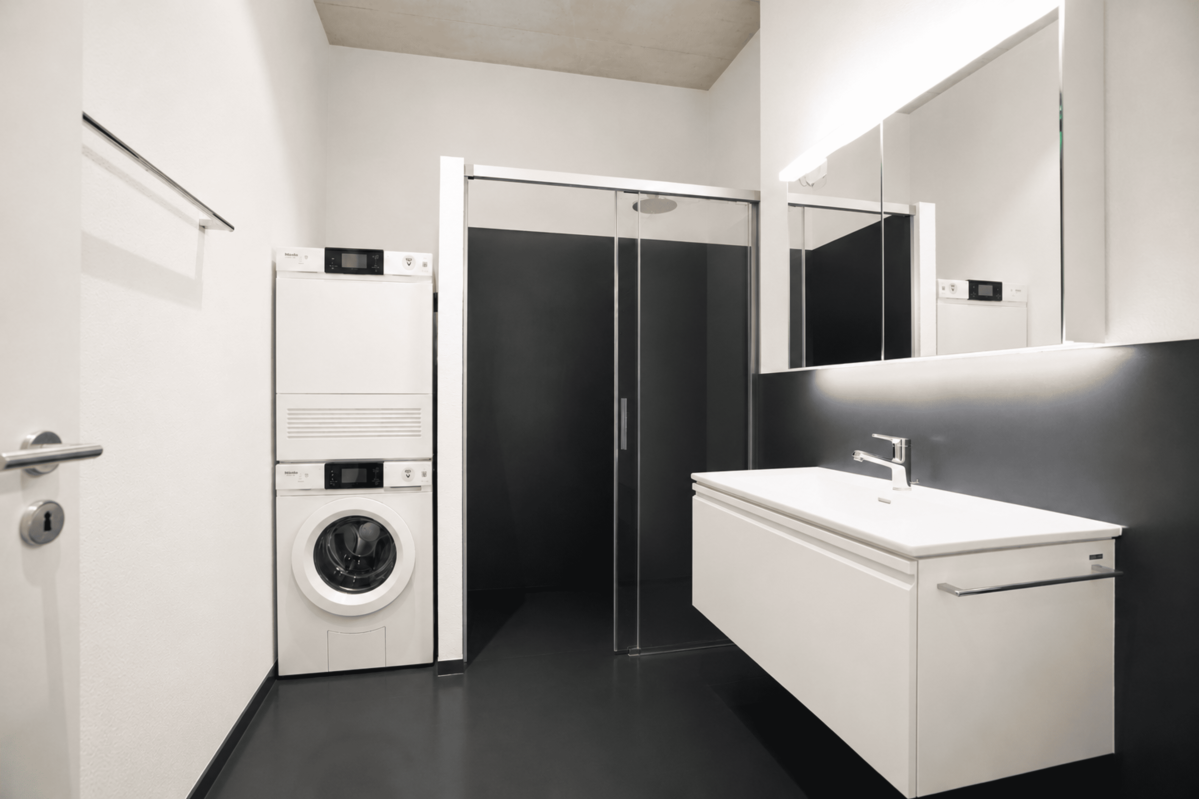 Historisches Bijou mit modernem Wohnkomfort – 2.5-Zimmer-Wohnung mit Balkon in Bollodingen - 5