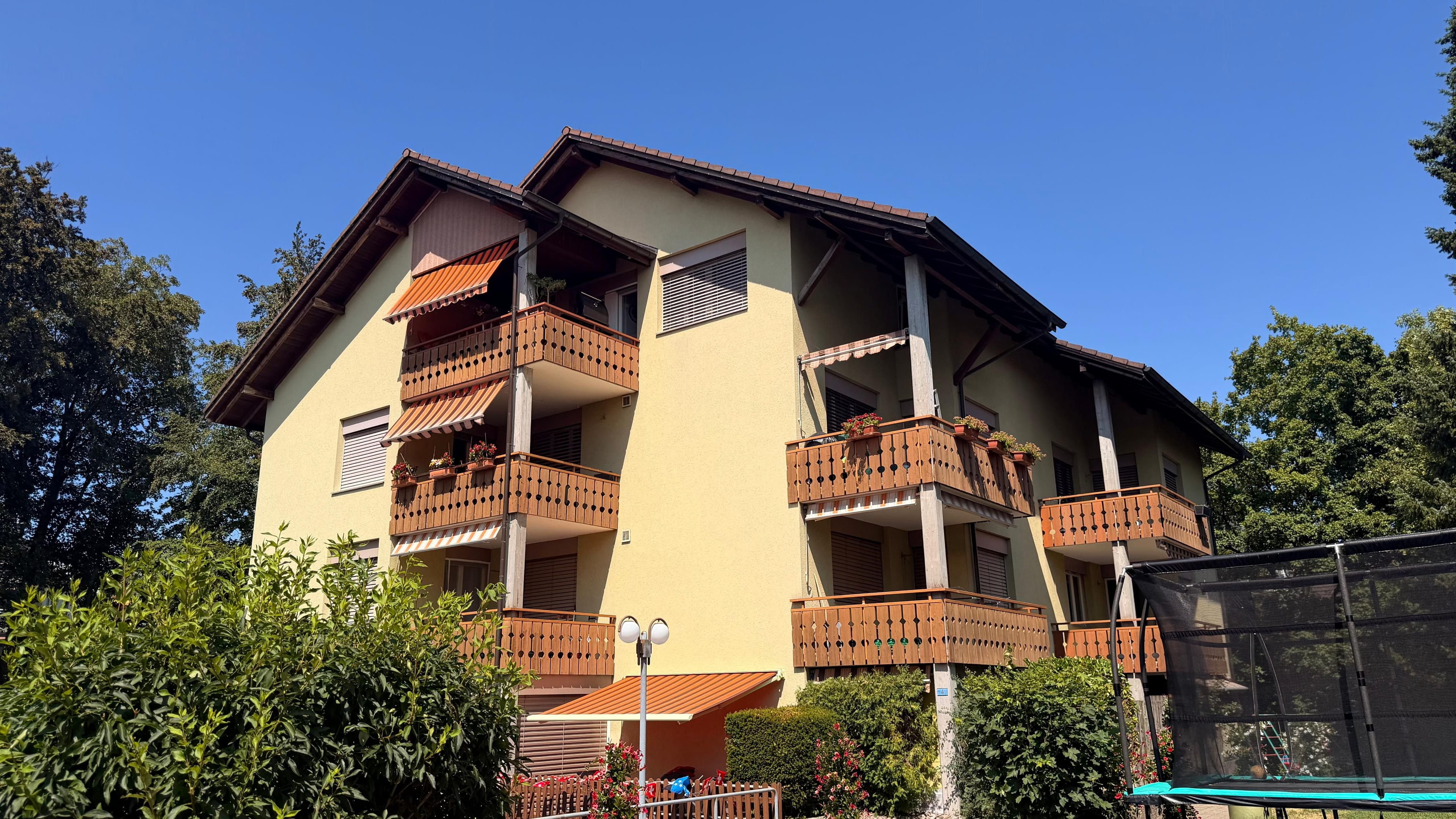 Mehrfamilienhaus mit 8 Einheiten in Fahrwangen kaufen - 2