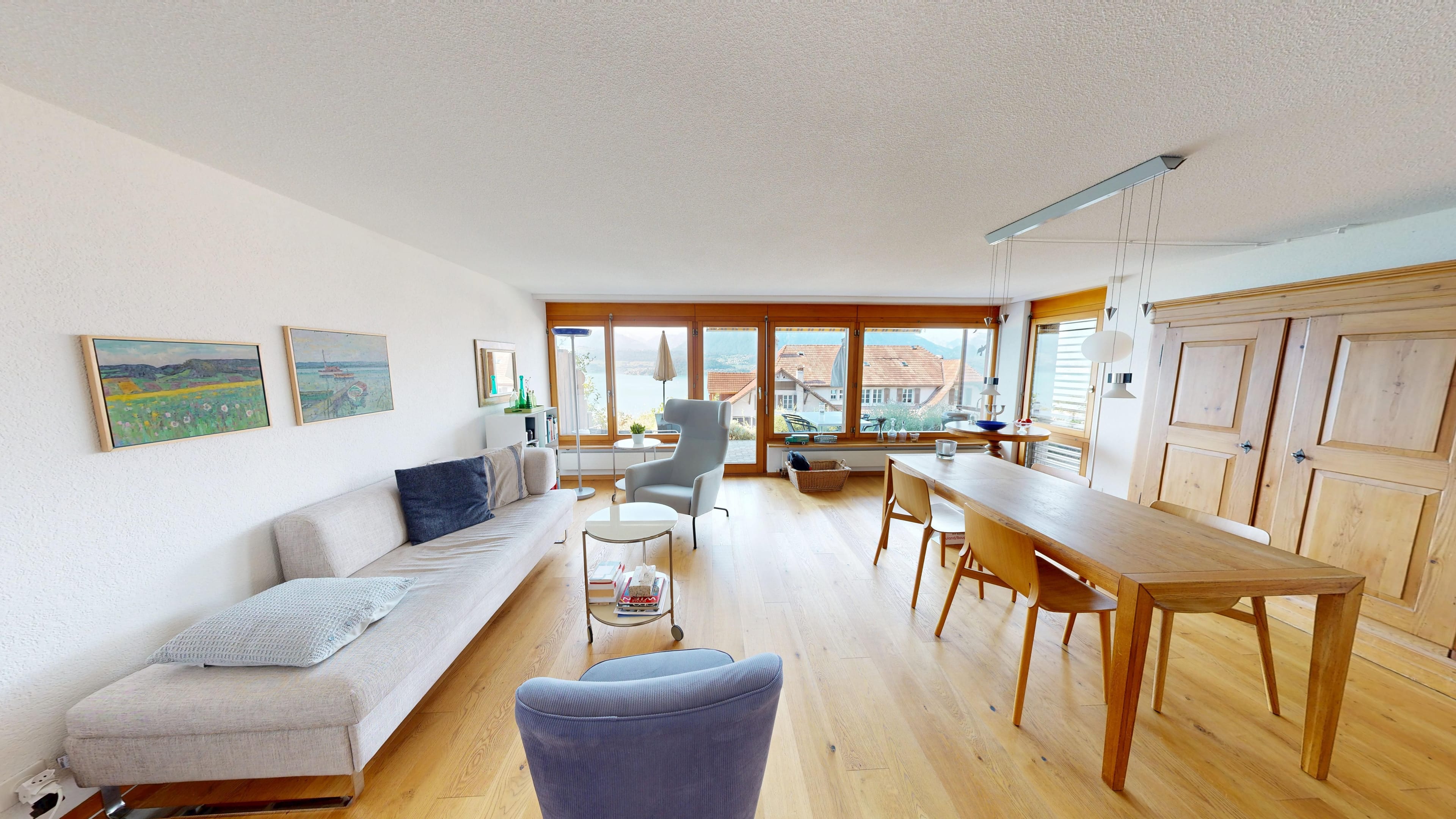 2.5-Zimmer-Wohnung mit Seesicht in Gunten - 3
