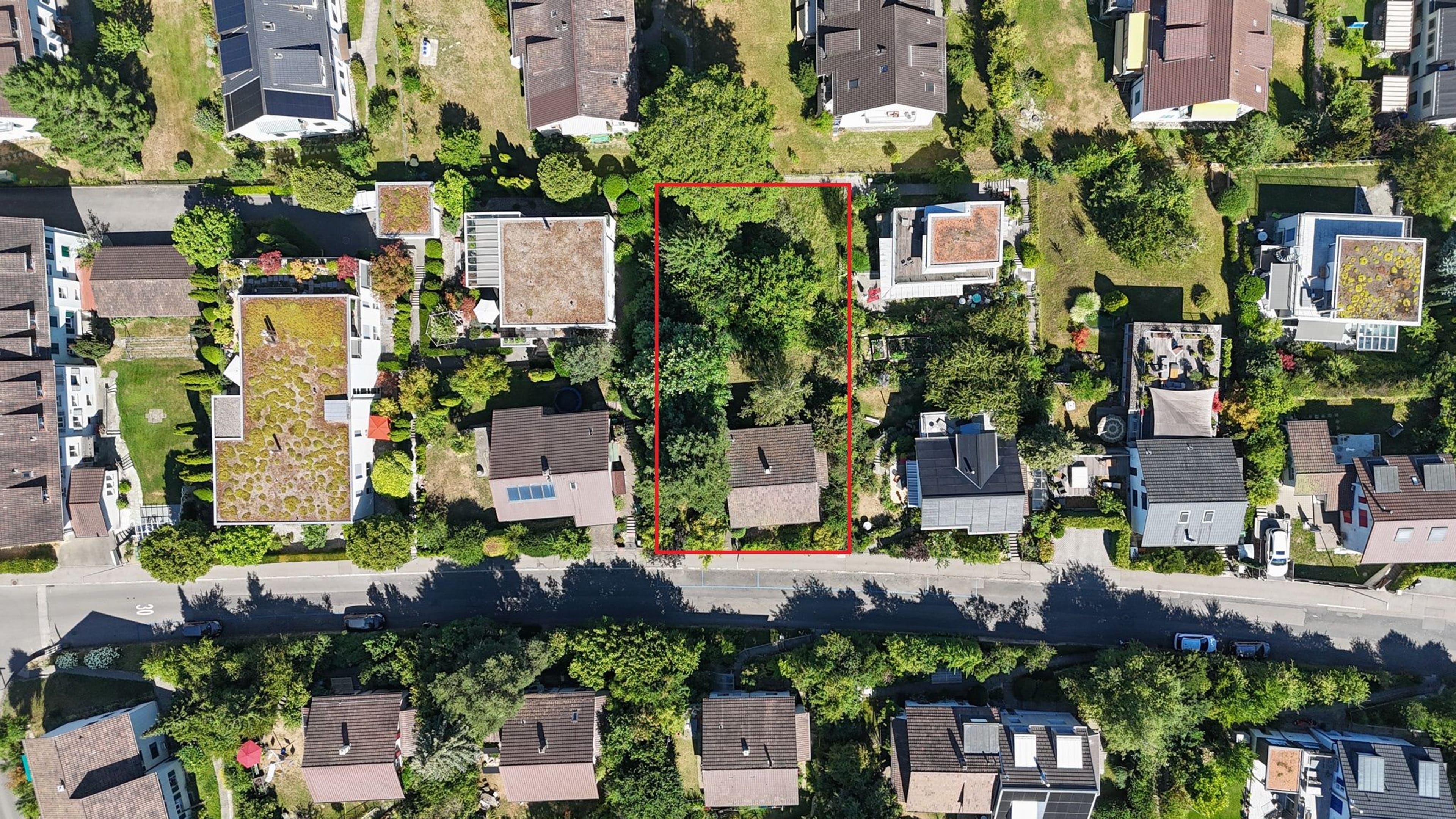 Seltene Gelegenheit in Liebefeld – Einfamilienhaus mit zusätzlicher Baulandreserve - 1