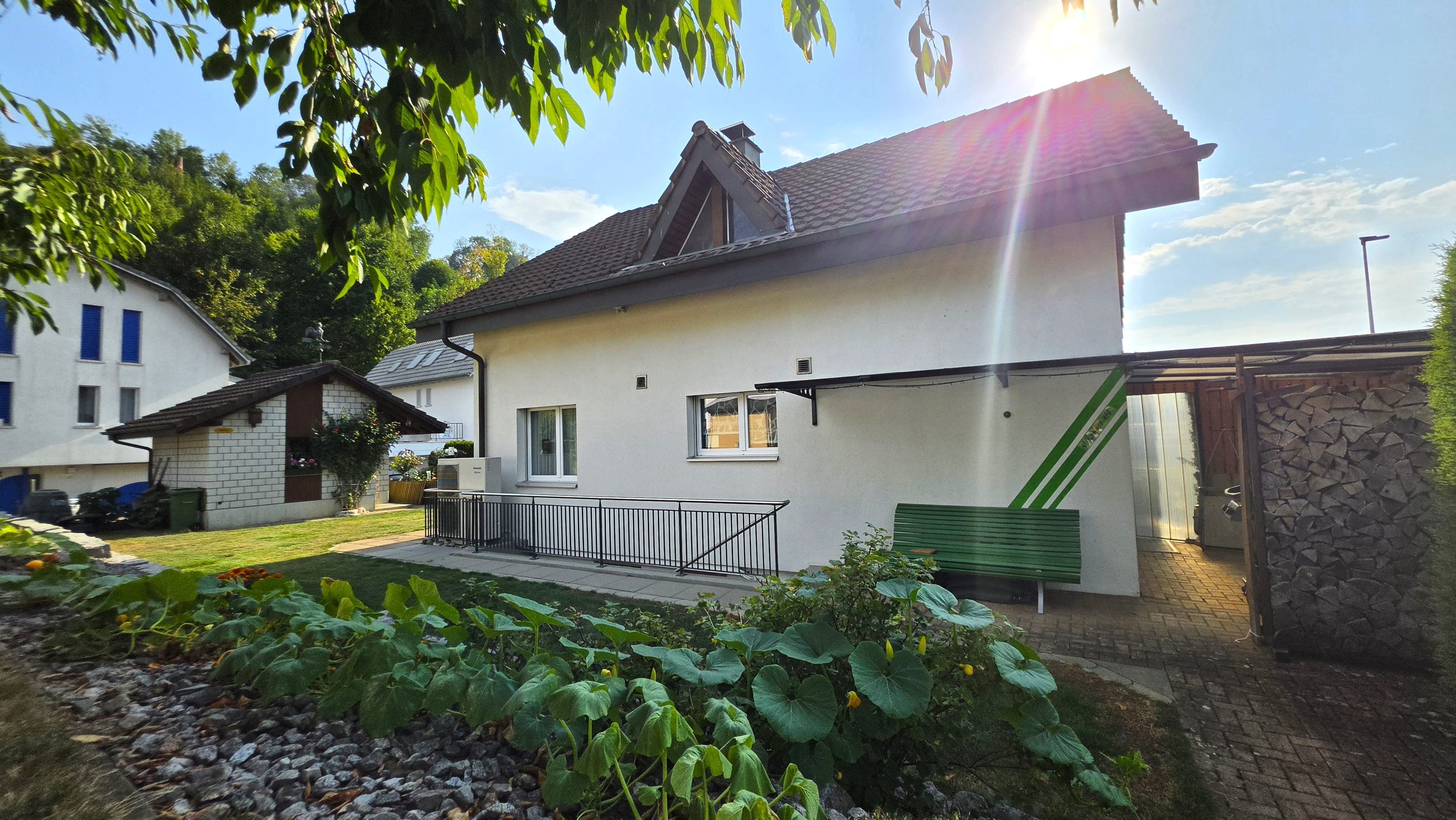 6.5-Zi.-Einfamilienhaus mit Pool in Leibstadt kaufen - 16