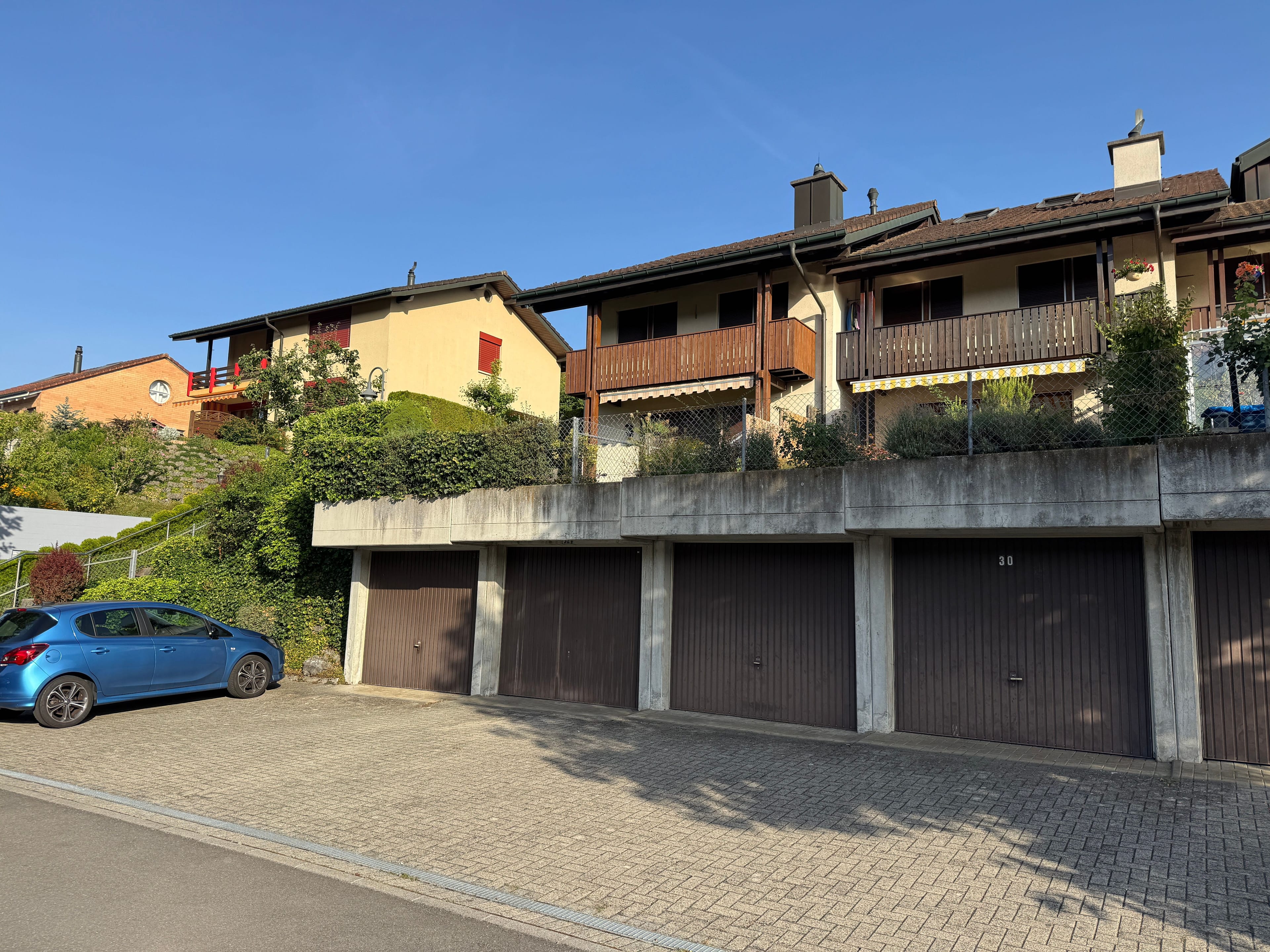 5.5-Zimmer-Reiheneckhaus mit Garten in Adligenswil mieten