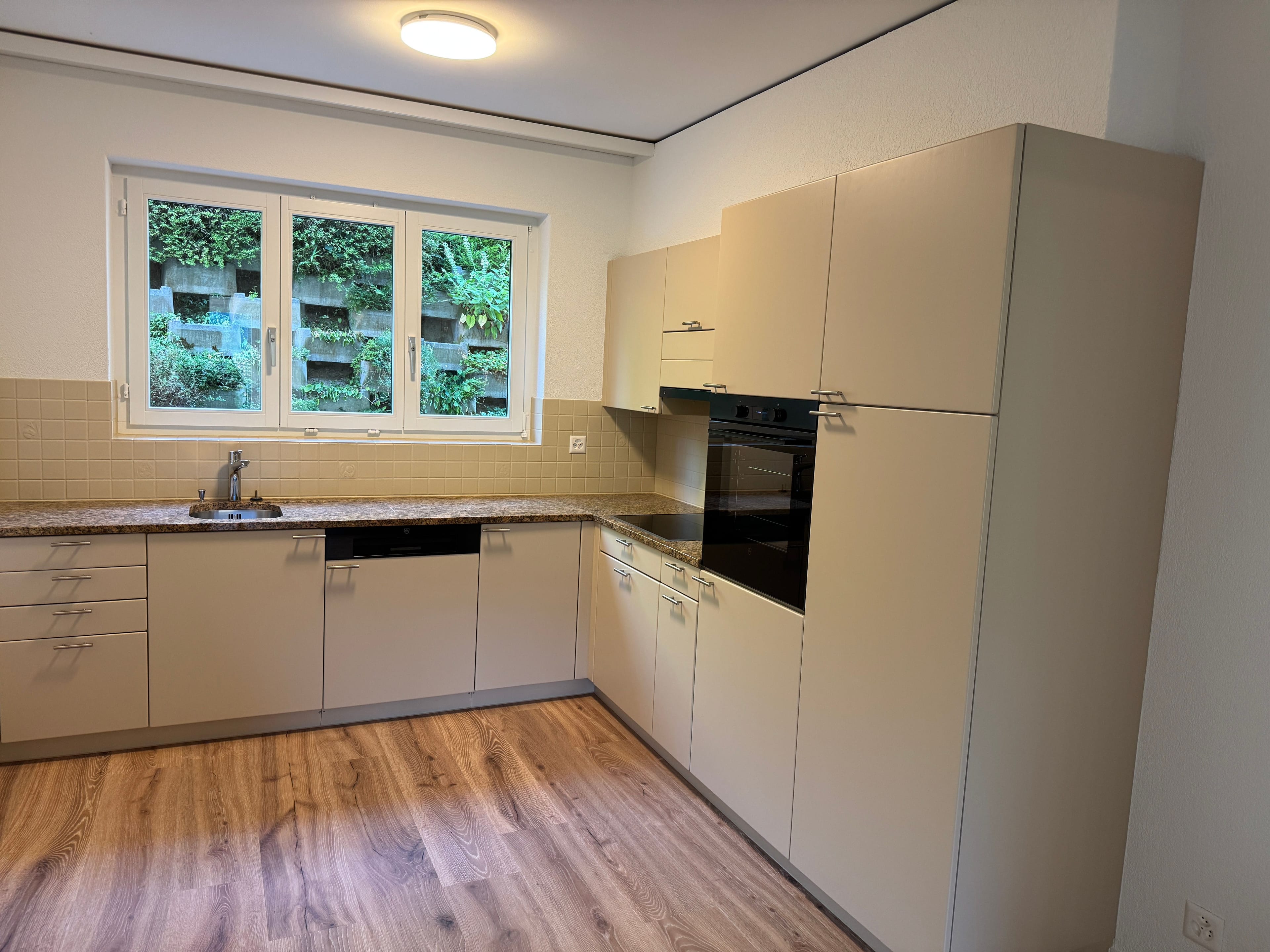 5.5-Zimmer-Reiheneckhaus mit Garten in Adligenswil mieten - 7