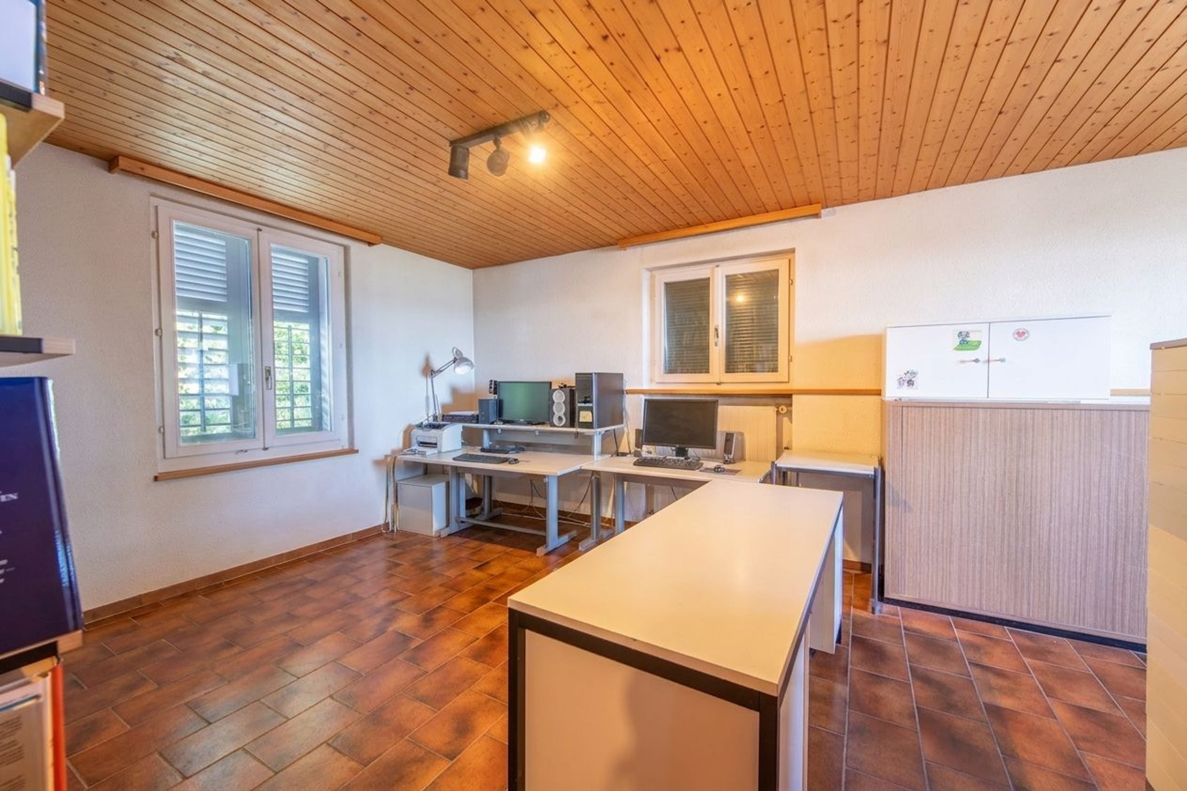 Ein Haus, unzählige Möglichkeiten – Zweifamilienhaus mit Gartenidylle und Ausbaupotenzial - 11