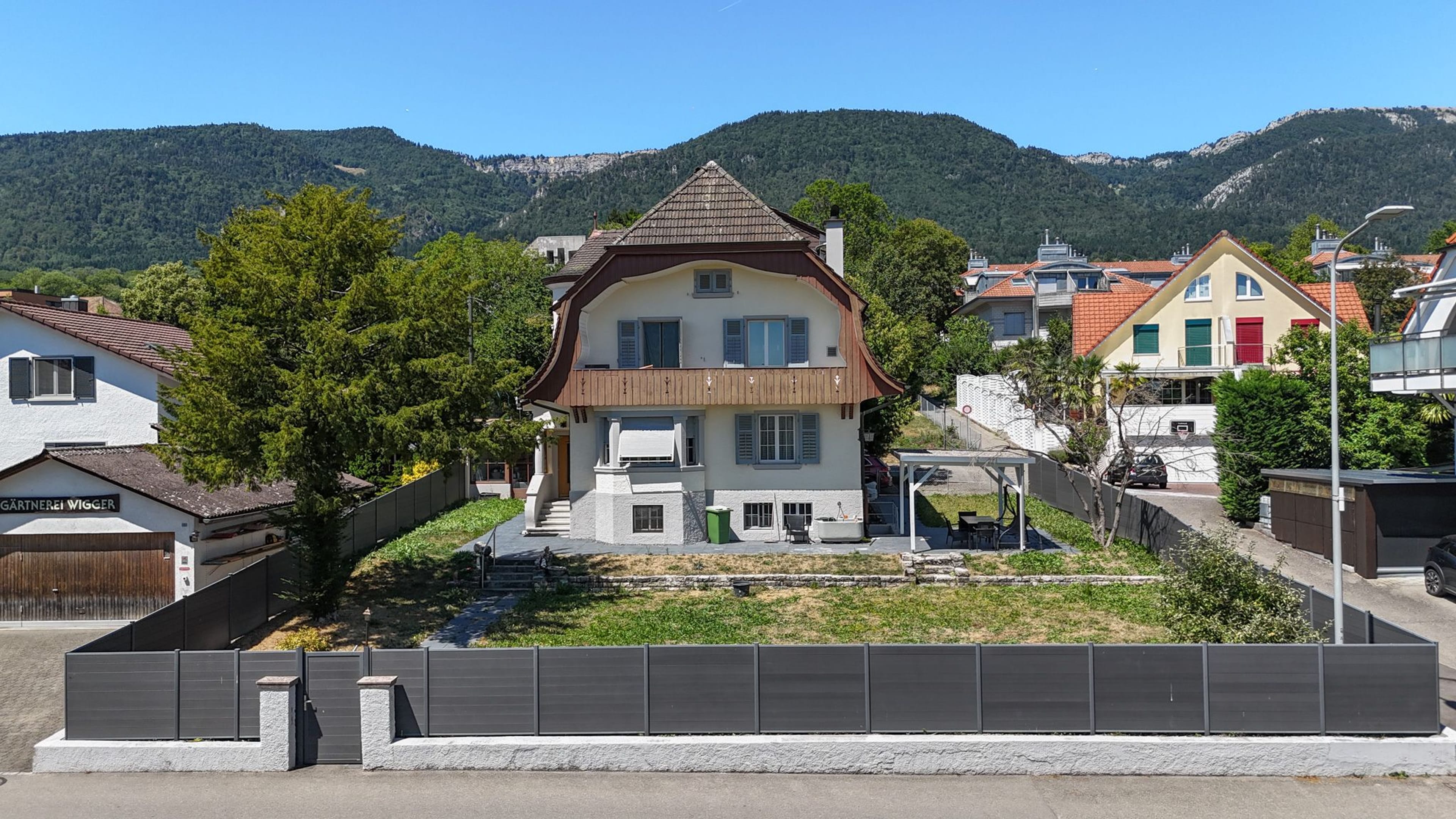Ein Haus, unzählige Möglichkeiten – Zweifamilienhaus mit Gartenidylle und Ausbaupotenzial - 23