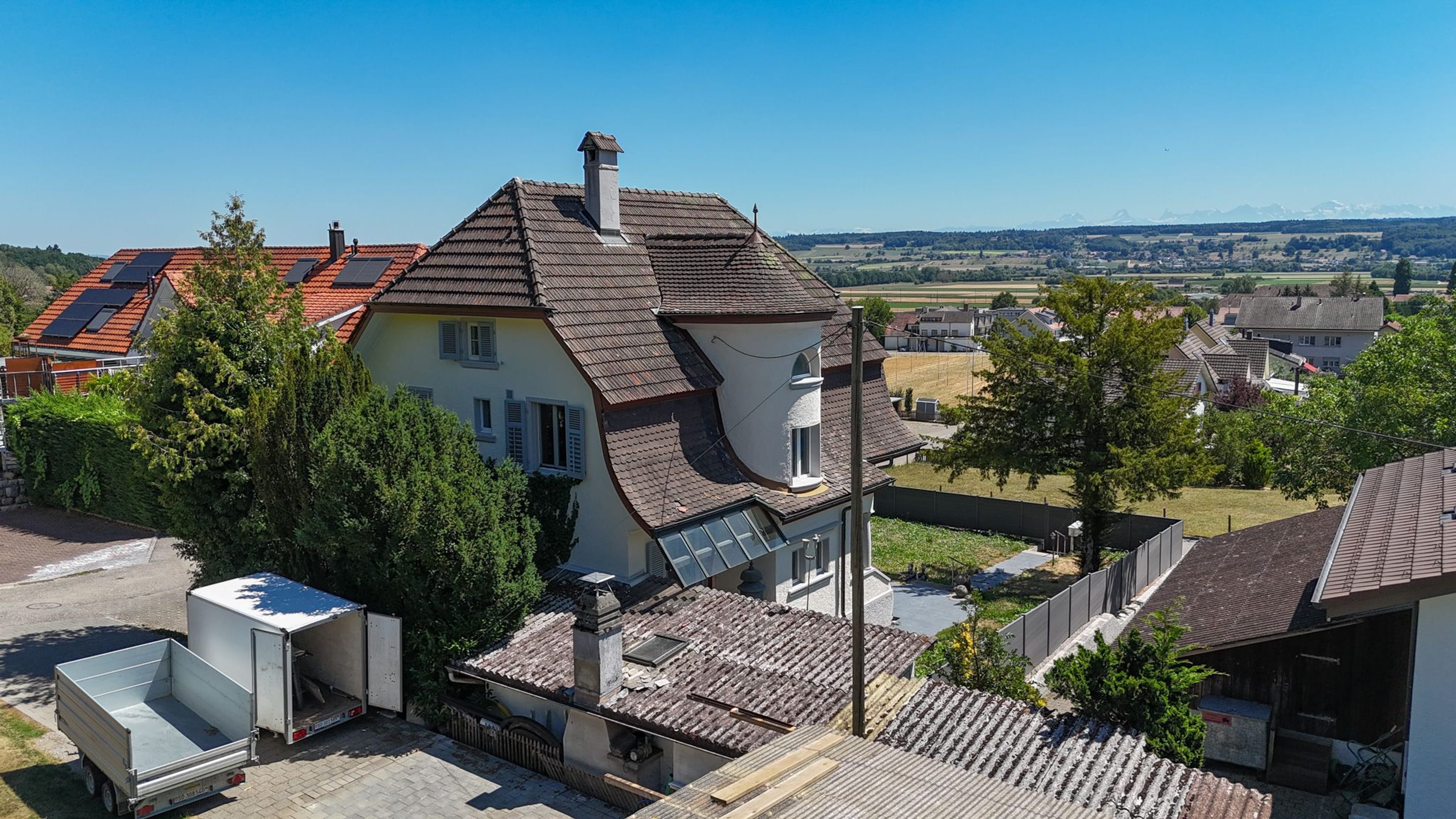 Ein Haus, unzählige Möglichkeiten – Zweifamilienhaus mit Gartenidylle und Ausbaupotenzial - 24