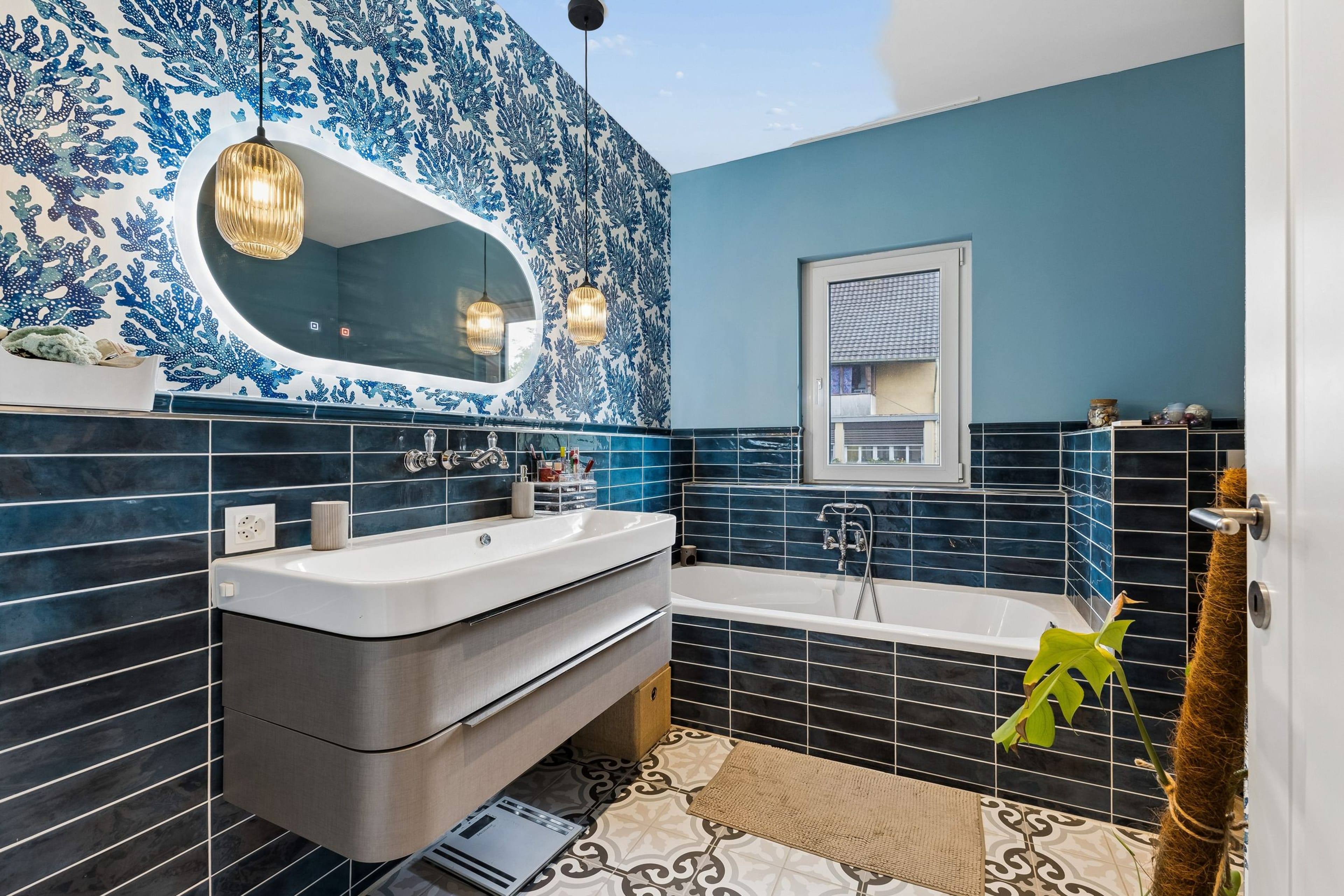 Exklusive Neubau-Villa mit Designerküche, Smart Home & privater Wellness-Oase - 2