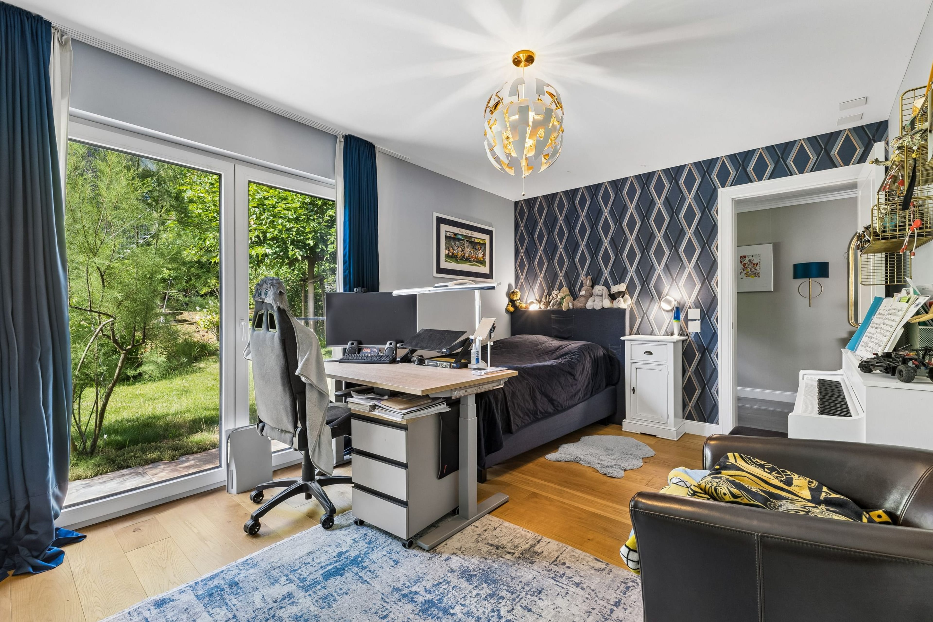 Exklusive Neubau-Villa mit Designerküche, Smart Home & privater Wellness-Oase - 16