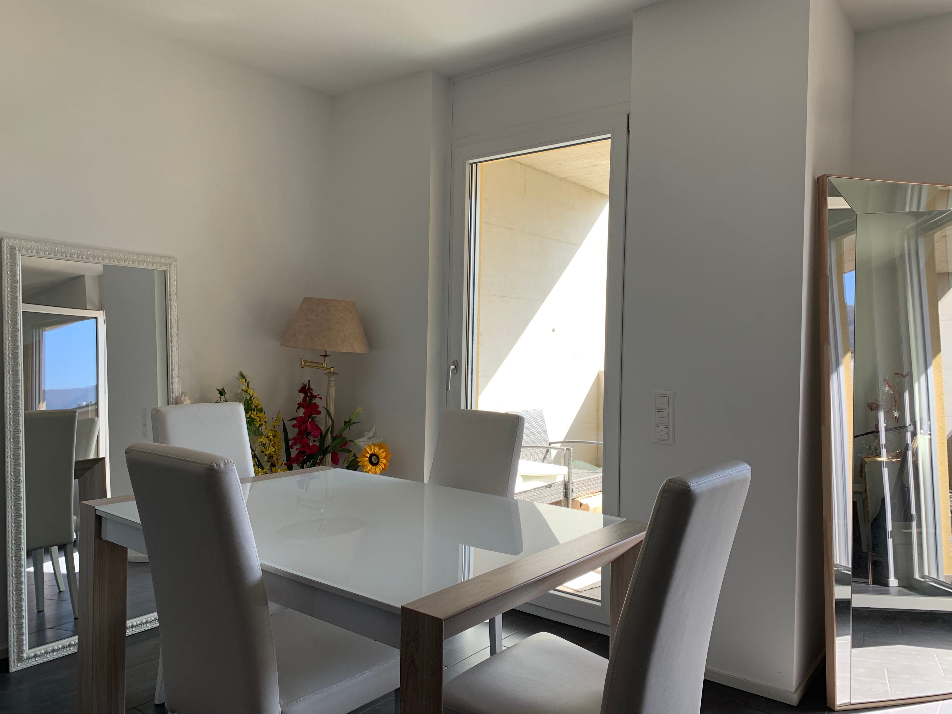 3.5 locali con balcone e vista aperta a Porza - 7
