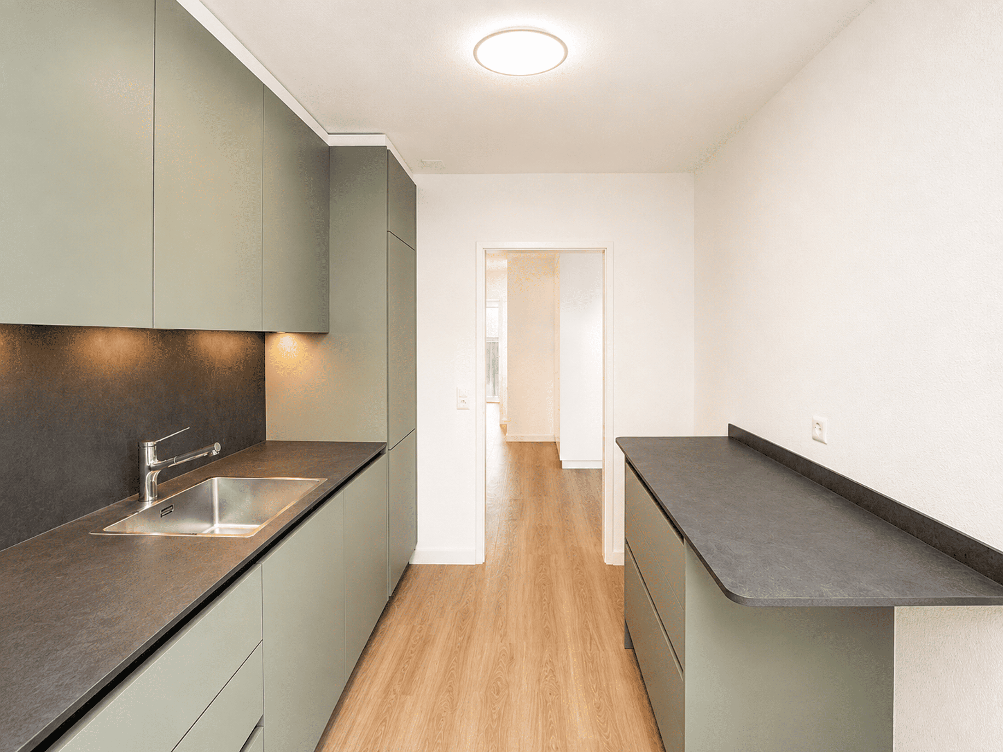 3.5-Zimmer-Wohnung mit Balkon, Garten und Parkplatz in Ascona – Zweitwohnsitz - 1