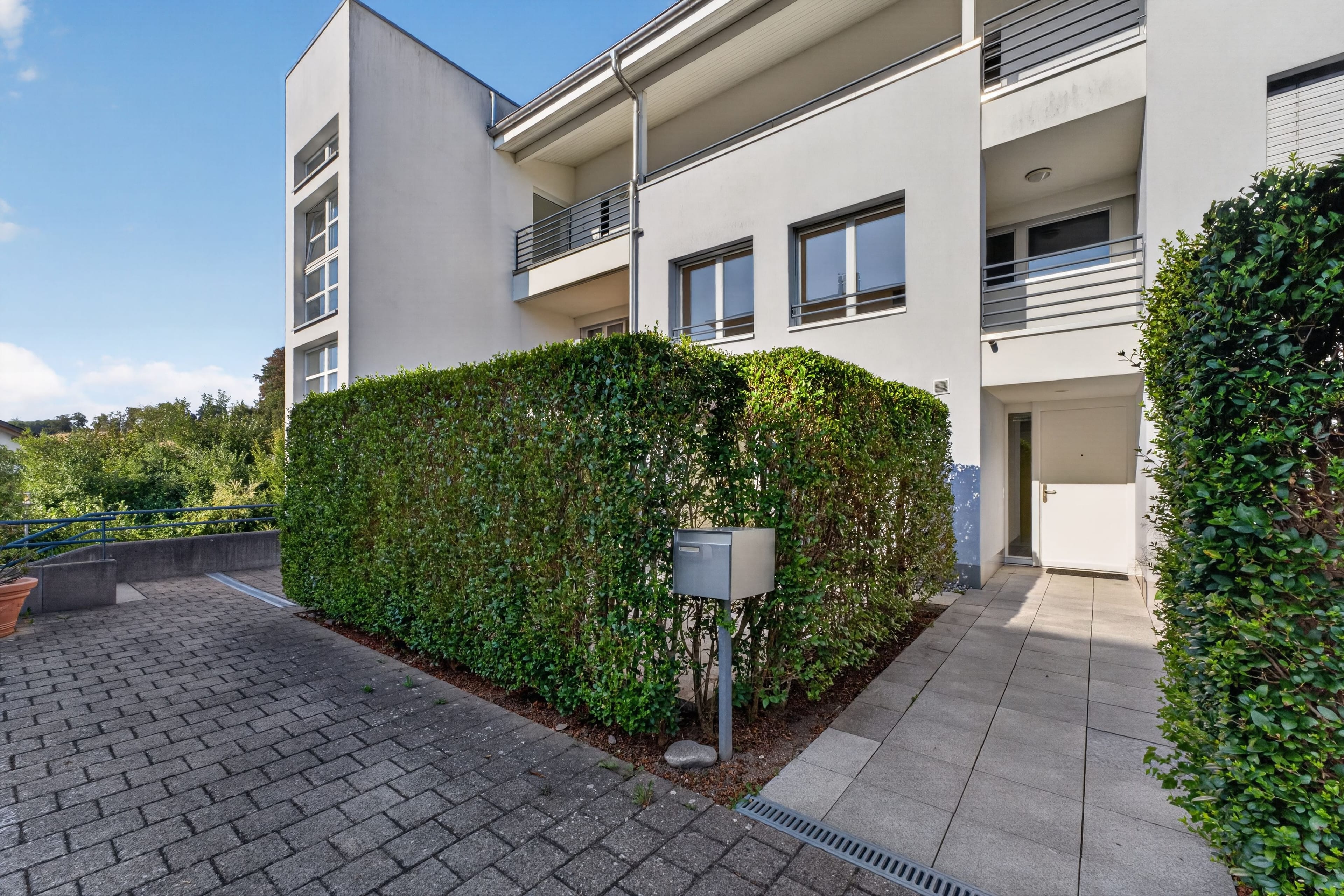 Wohnen wie im Einfamilienhaus – exklusive 5.5-Zimmer-Garten-Maisonette mit sonnigem Privatgarten - 42