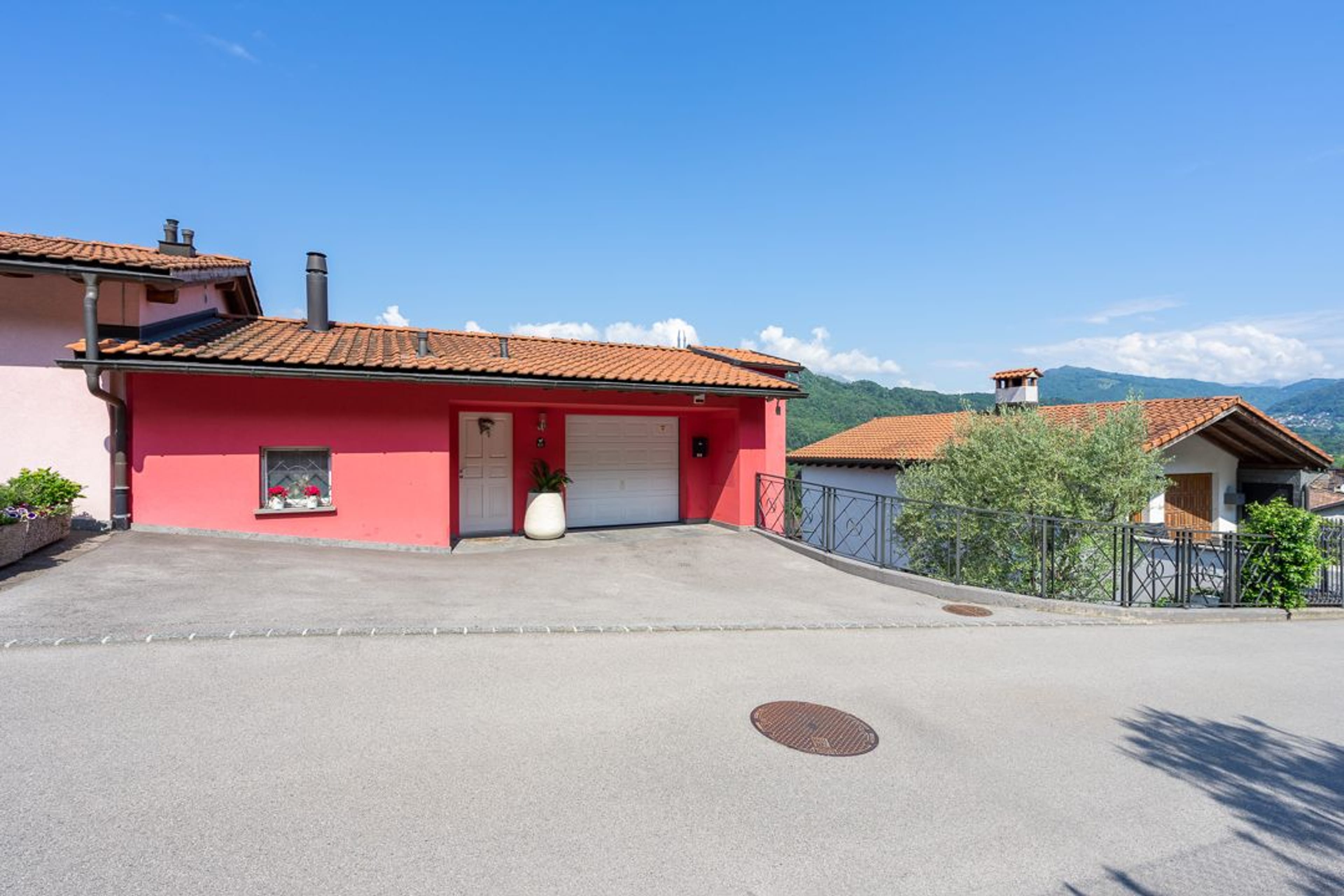 Villa 5.5 locali con vista e giardino a Davesco-Soragno - 11