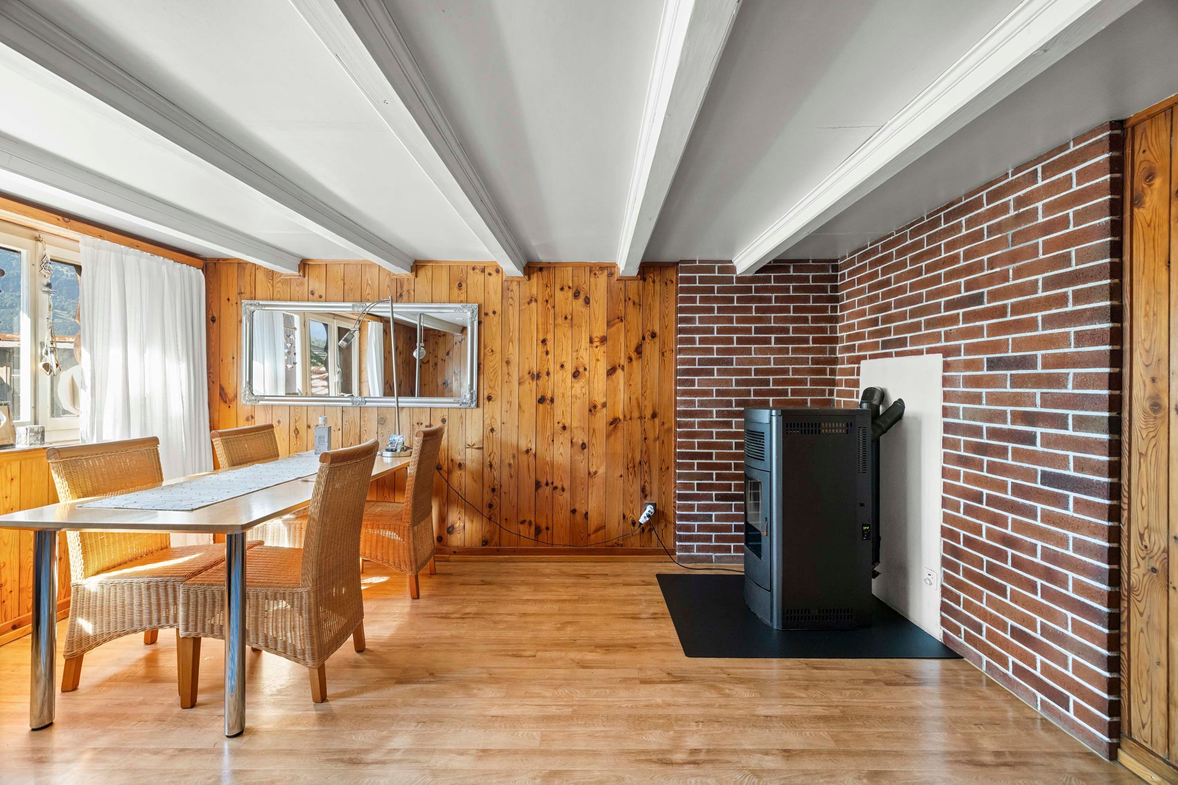 Haus im Dorfkern von Jenins kaufen - Bild 2