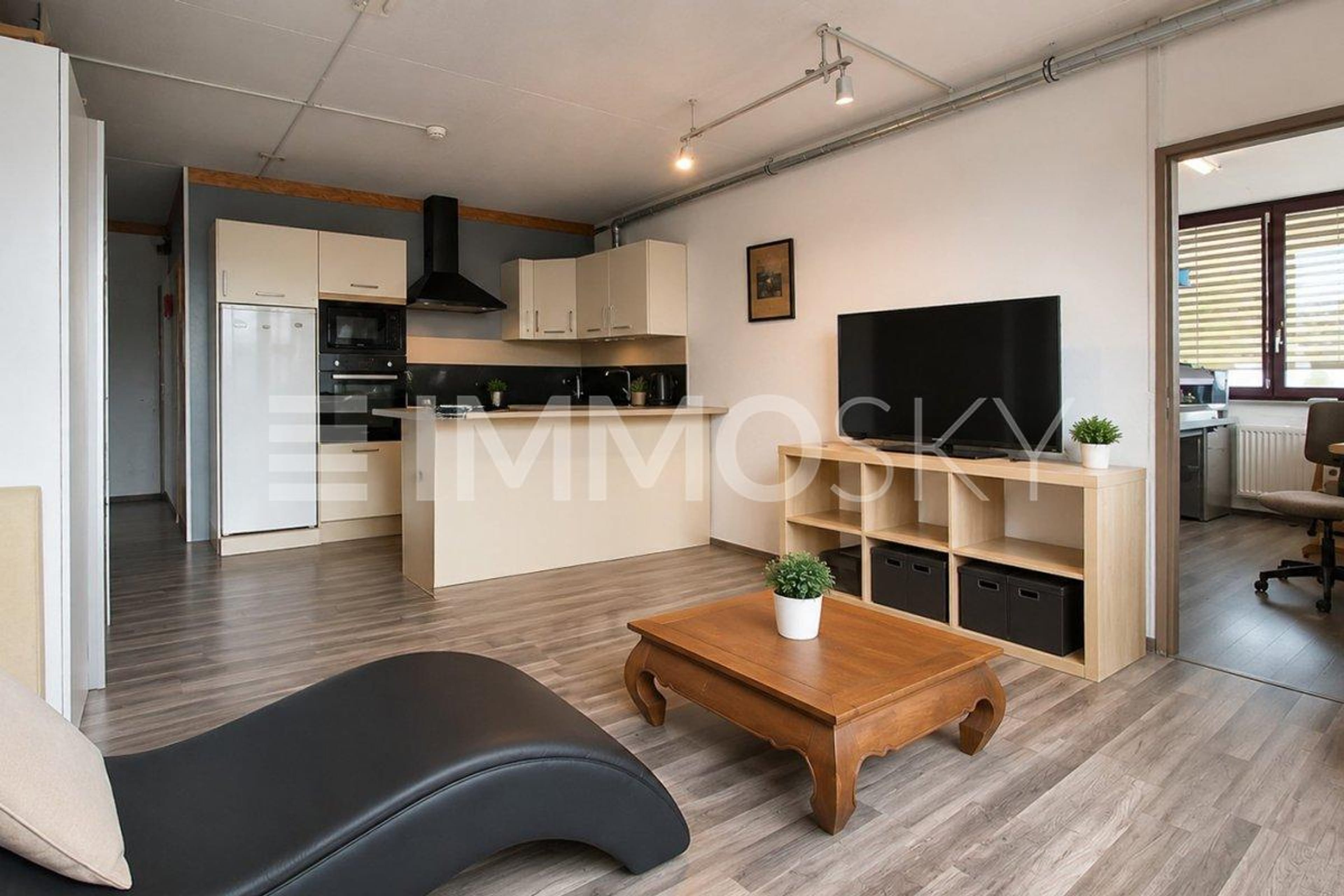 150m2 de surface commerciale en duplex à Nyon - Bild 4