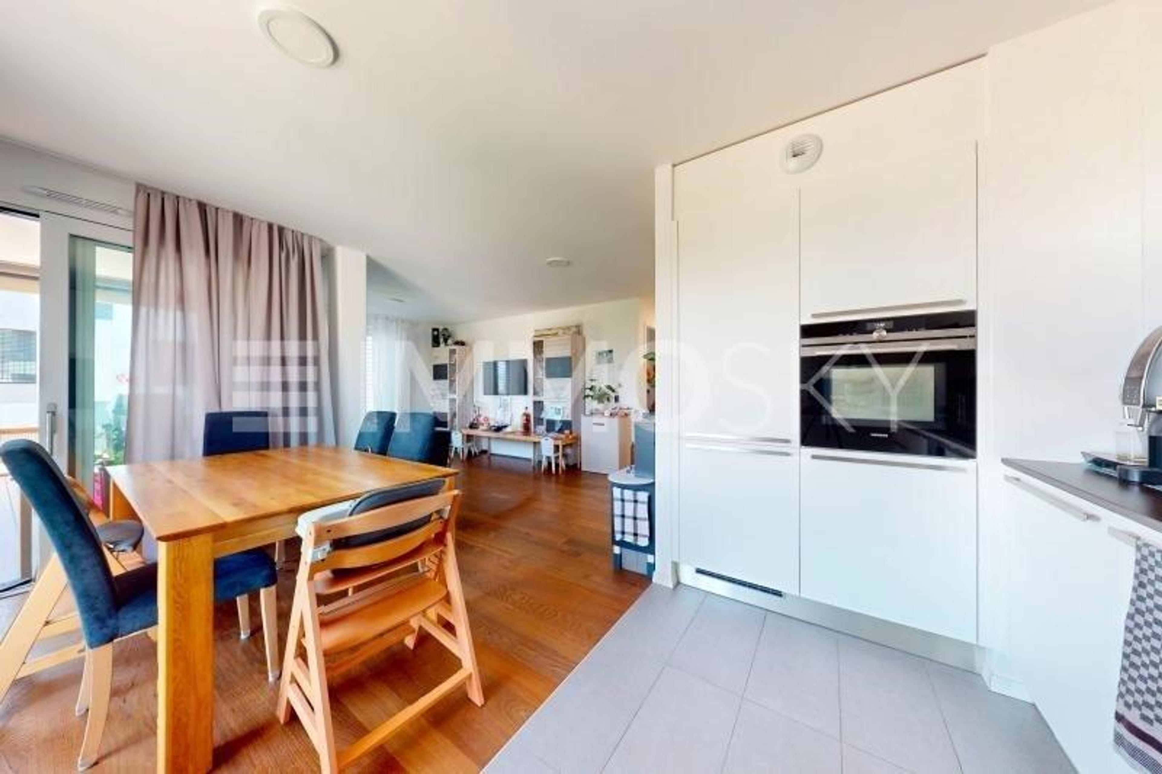 Orbe  Appartement 3.5 pièces idéalement situé au cur des commodités - Bild 1