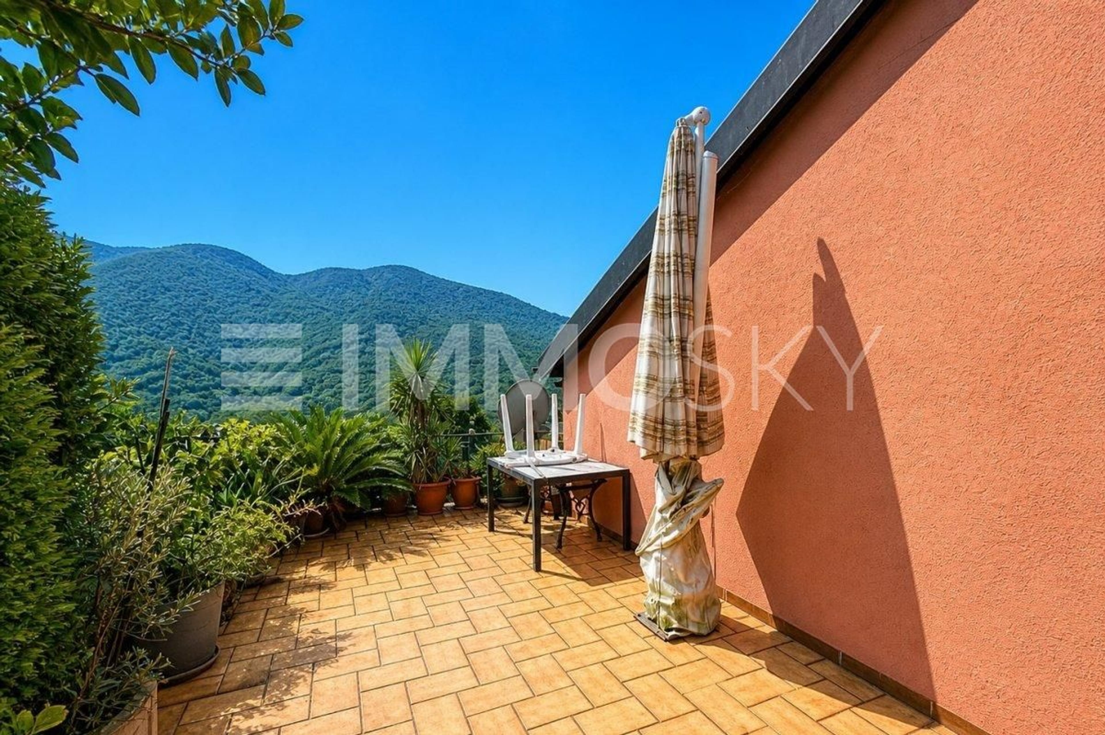 Casa bifamiliare in zona residenziale soleggiata - Bild 5