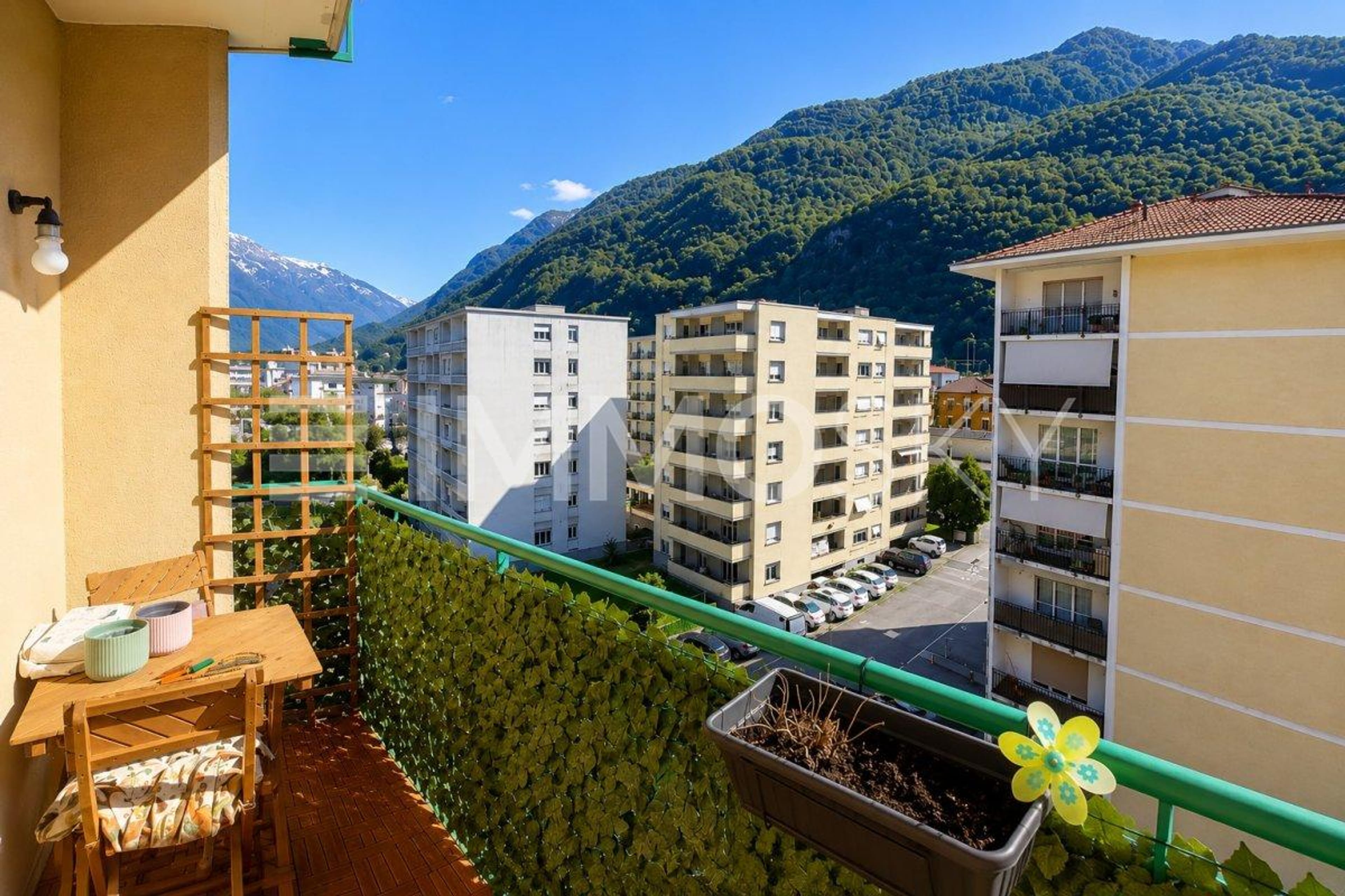 Bellinzona Appartamento 4.5 locali con balcone panoramico - Bild 5