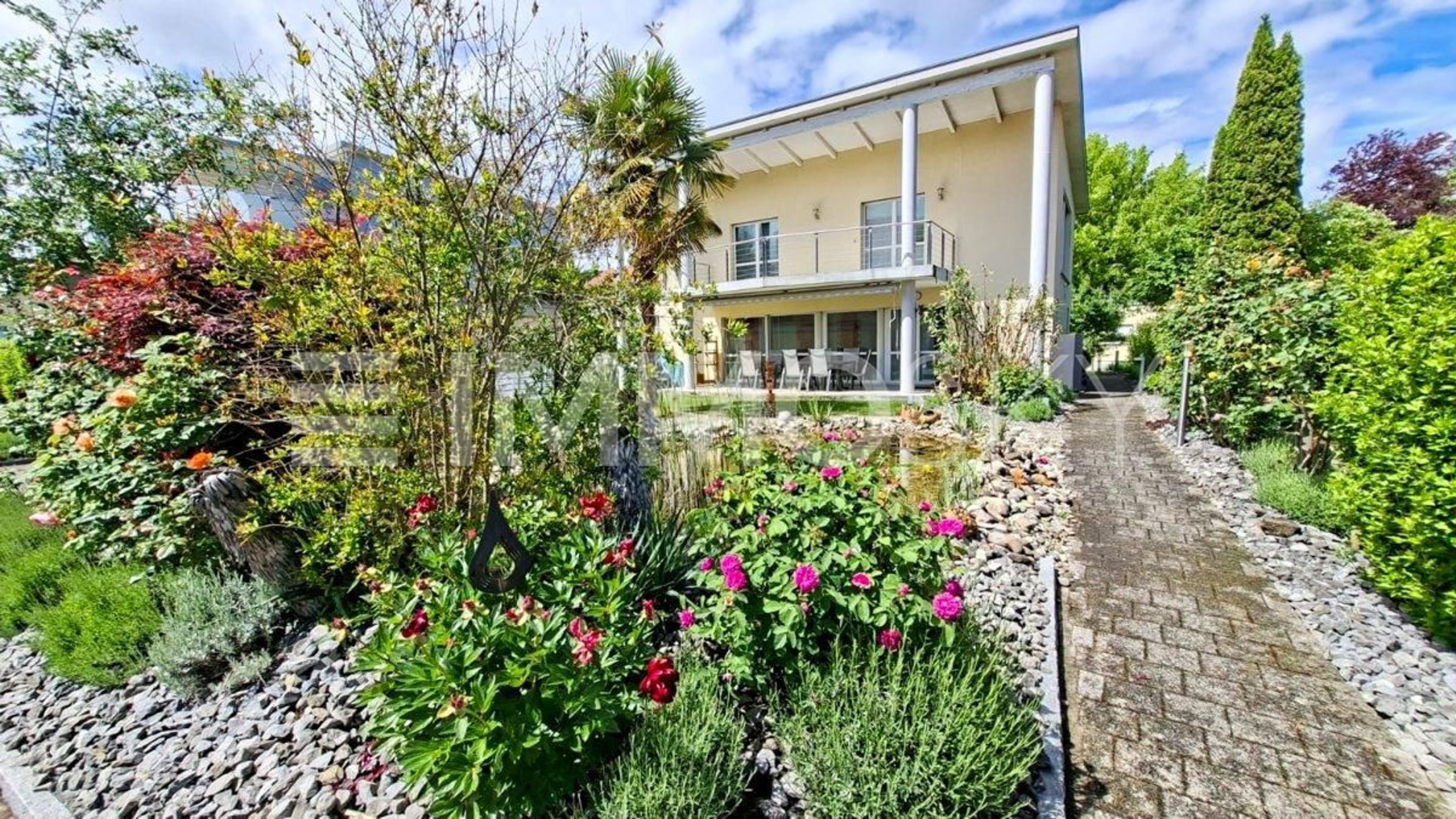 ***RESERVIERT*** Eigenheim mit Garten in Bestzustand - Bild 1