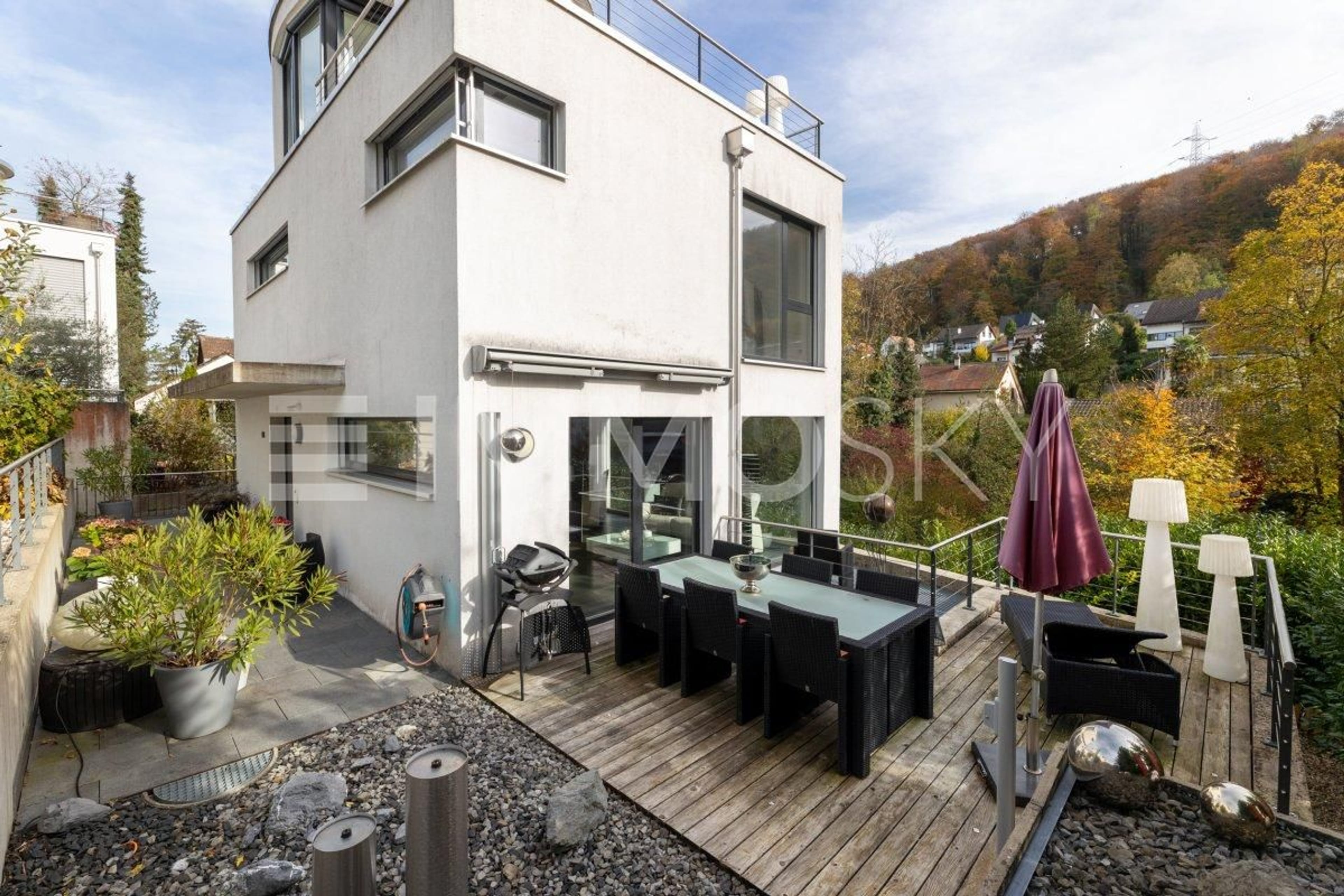Ankommen, durchatmen, geniessen Exklusives Wohnen im Grünen - Bild 2