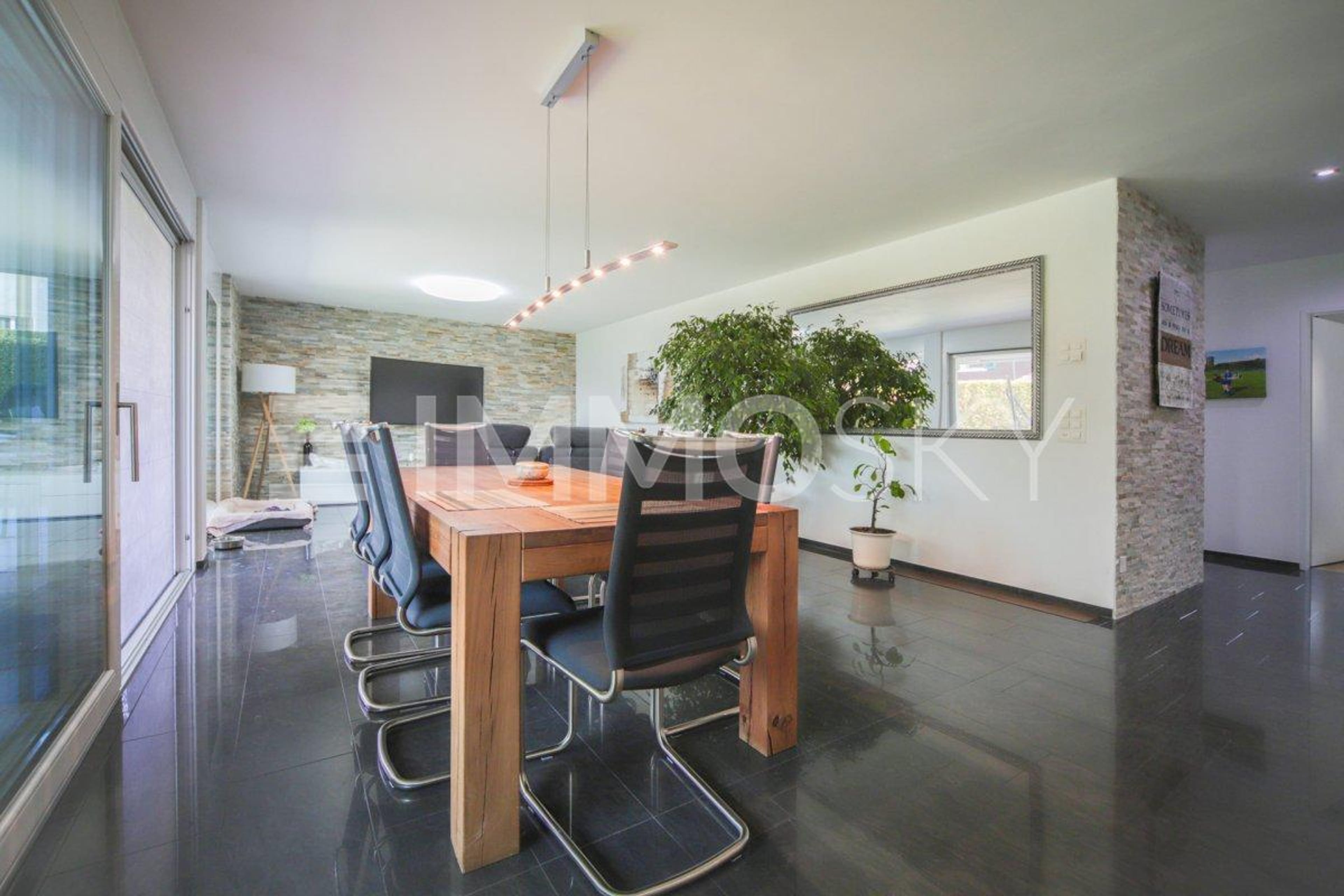 Ein top modernes Zuhause voller Sommermomente - Bild 1