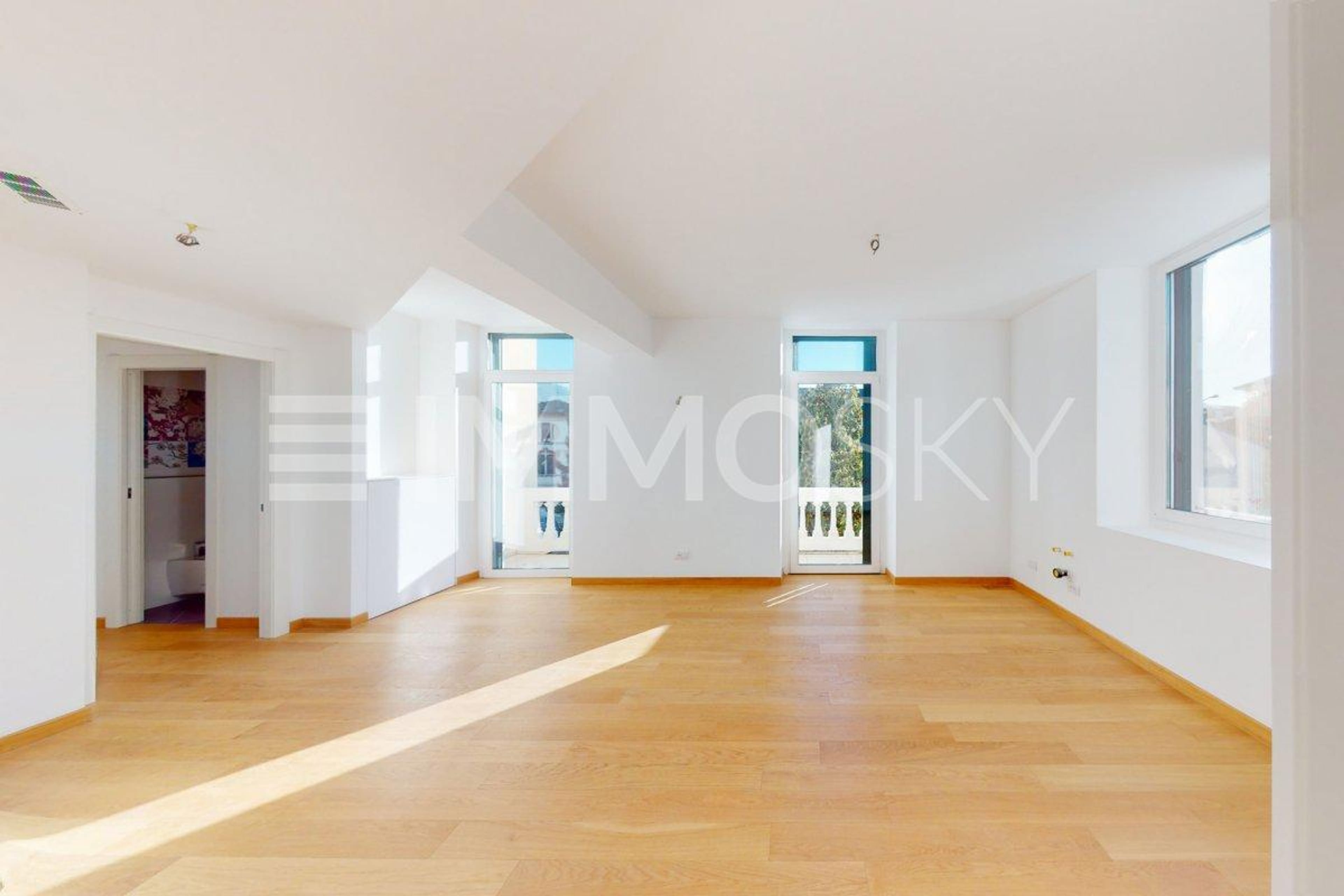 Elegante, luminoso in stile Liberty - Bild 2