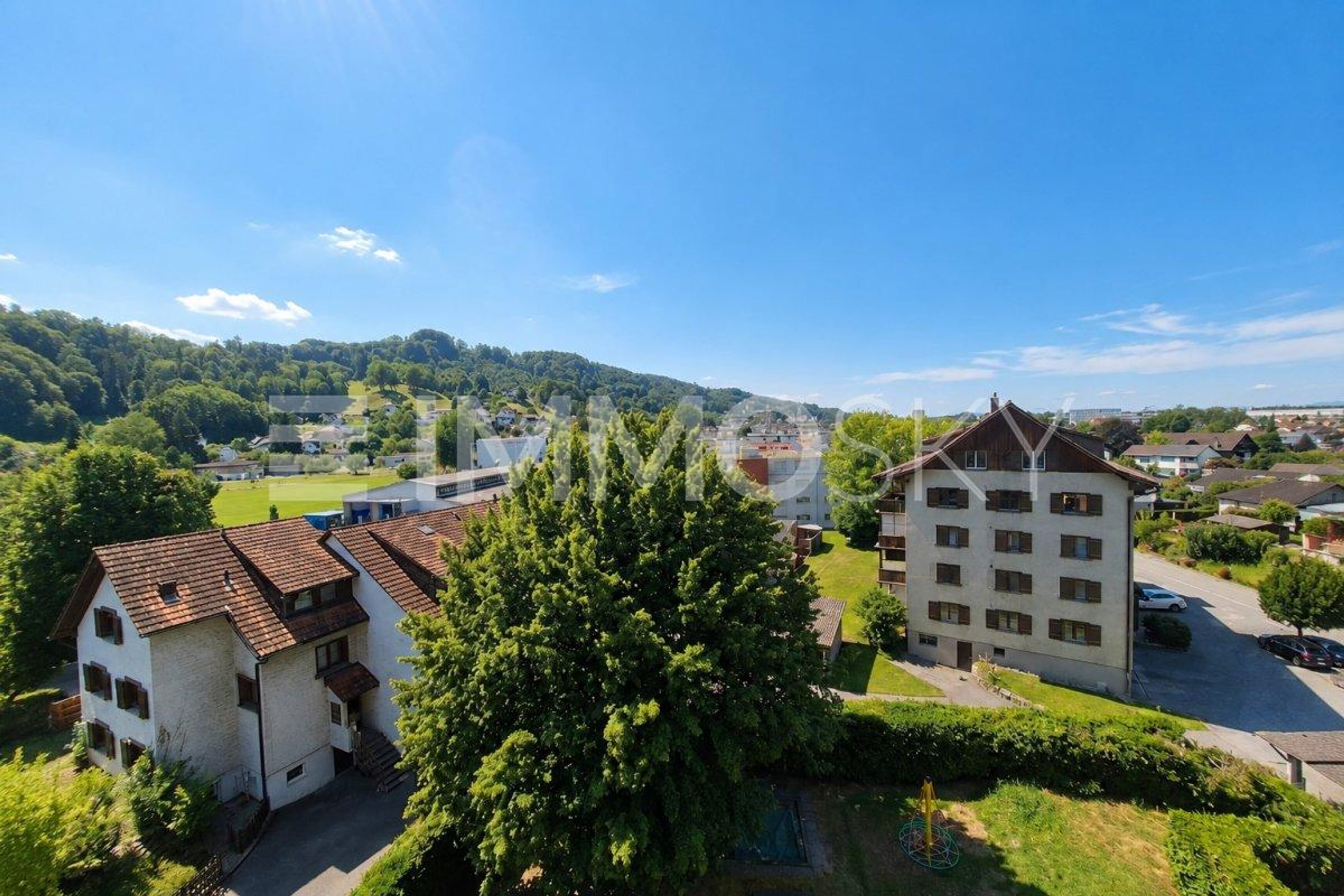 Zentral wohnen mit Weitblick - Bild 1