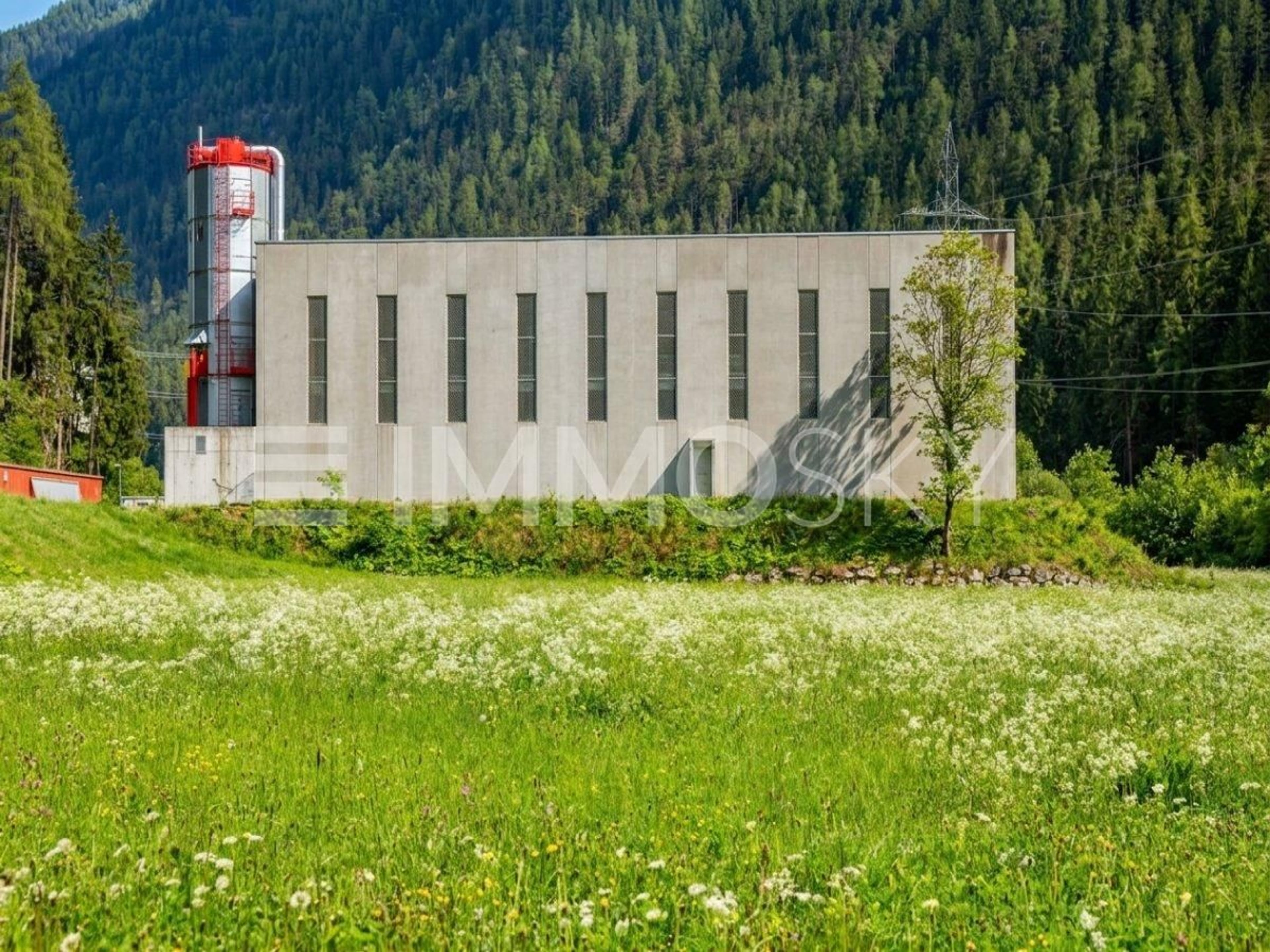 Bezugsbereite Gewerbehalle für Handwerksbetriebe - Bild 1