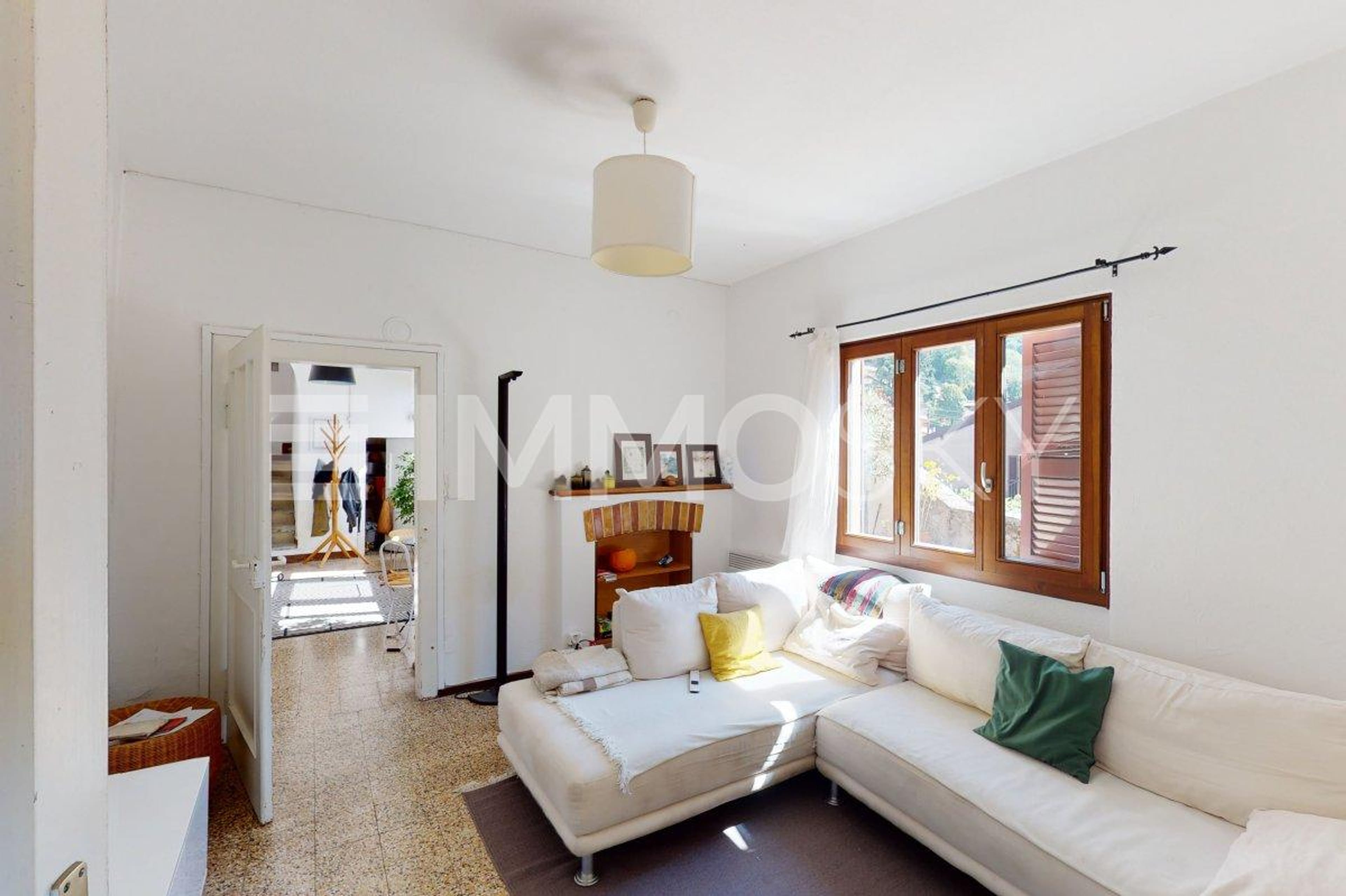 3 appartamenti con entrate separate e corte interna - Bild 2