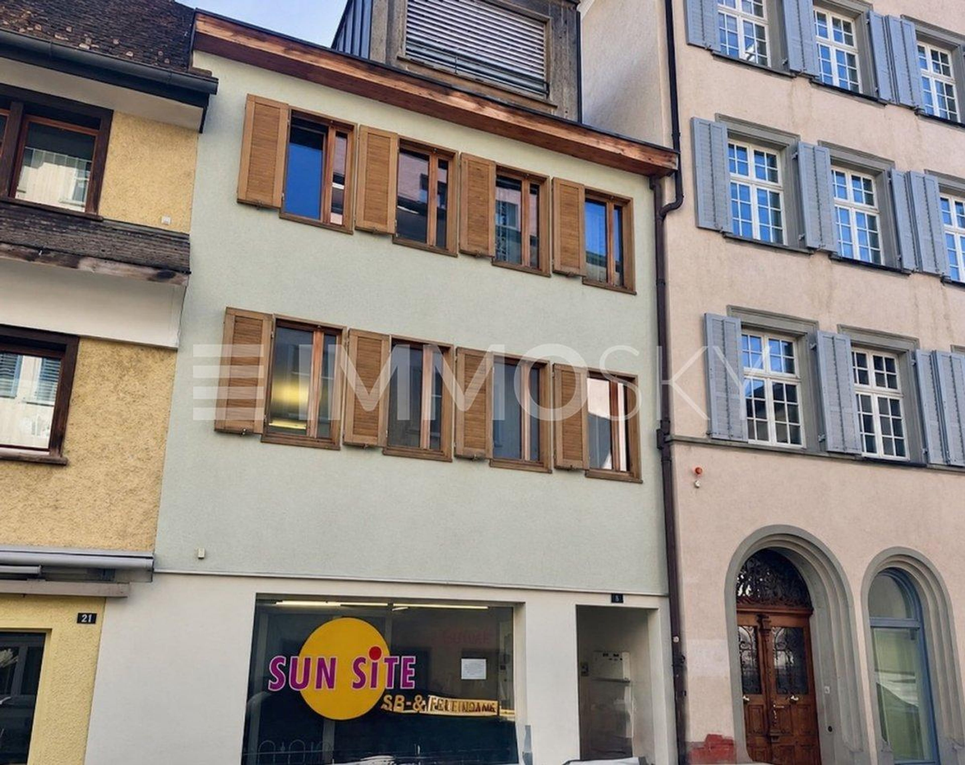Zwei Wohnungen sowie ein Ladenlokal - alles vermietet - Bild 1