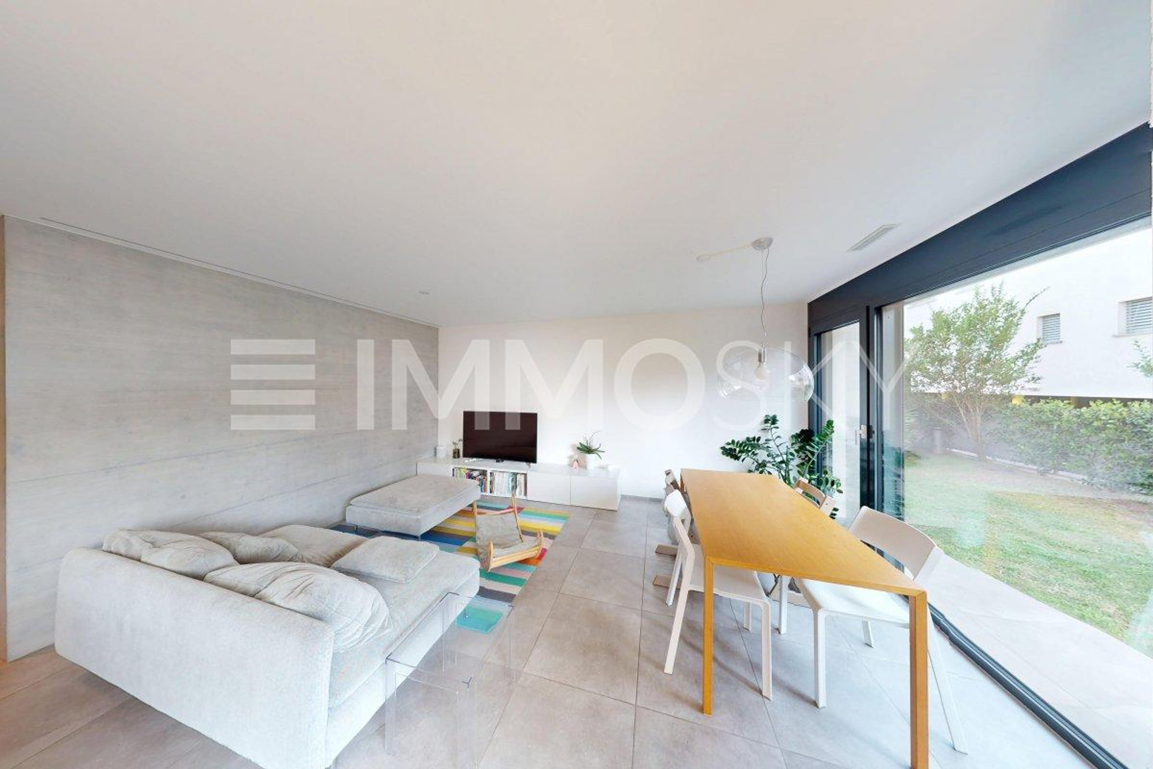 Elegante e moderno con giardino privato - Bild 1