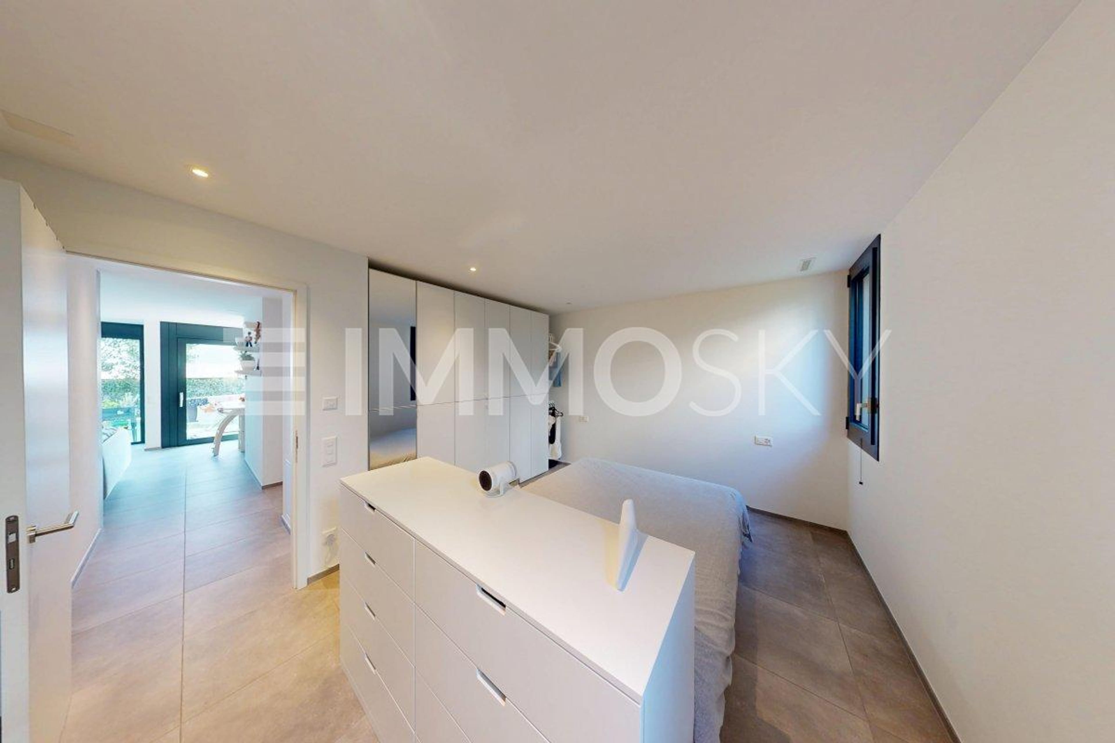 Elegante e moderno con giardino privato - Bild 4