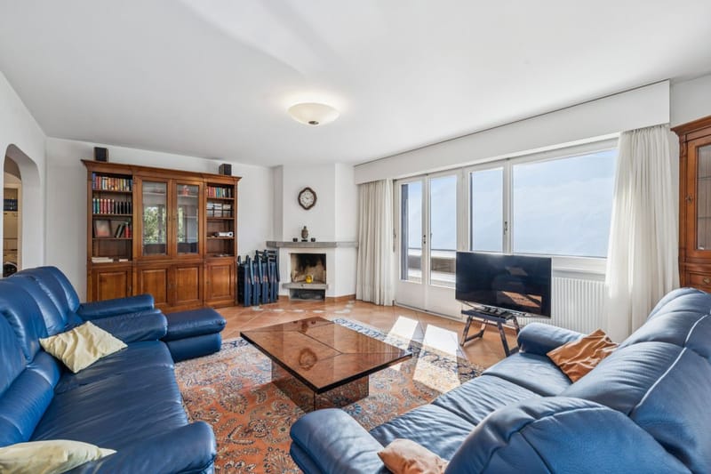 Charme trifft Panorama: 4.5-Zimmer-Wohnung mit Alpenblick