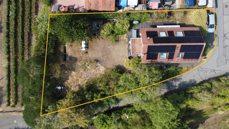 790 m² Grundstück in sonniger Wohnlage – vielseitige Möglichkeiten für Umbau, Erweiterung oder Ersatzneubau