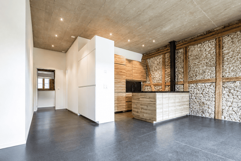 Historisches Bijou mit modernem Ausbaustandard – 2.5-Zimmer-Wohnung mit Balkon