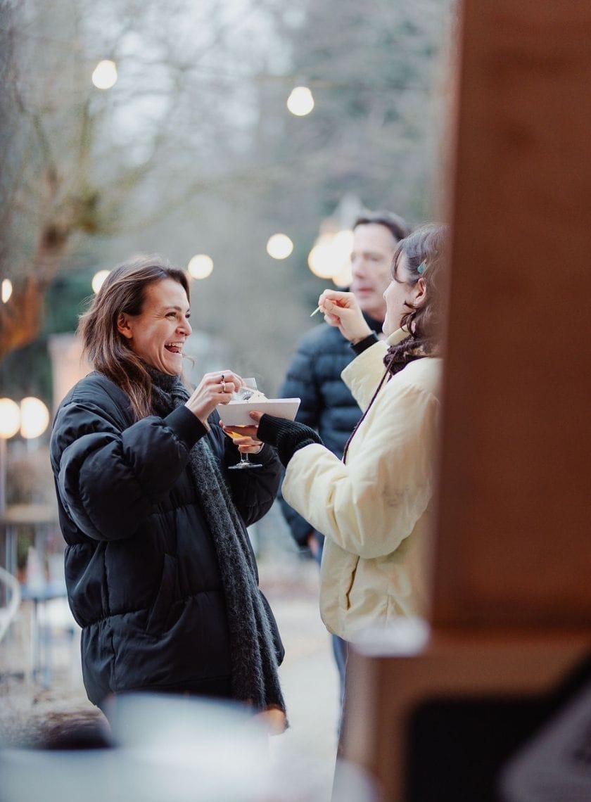 Blauwe Theehuis Poffertjes zondag meiden