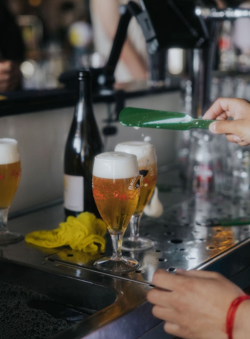 The Creative Lab Brouwerij t IJ bier van de tap